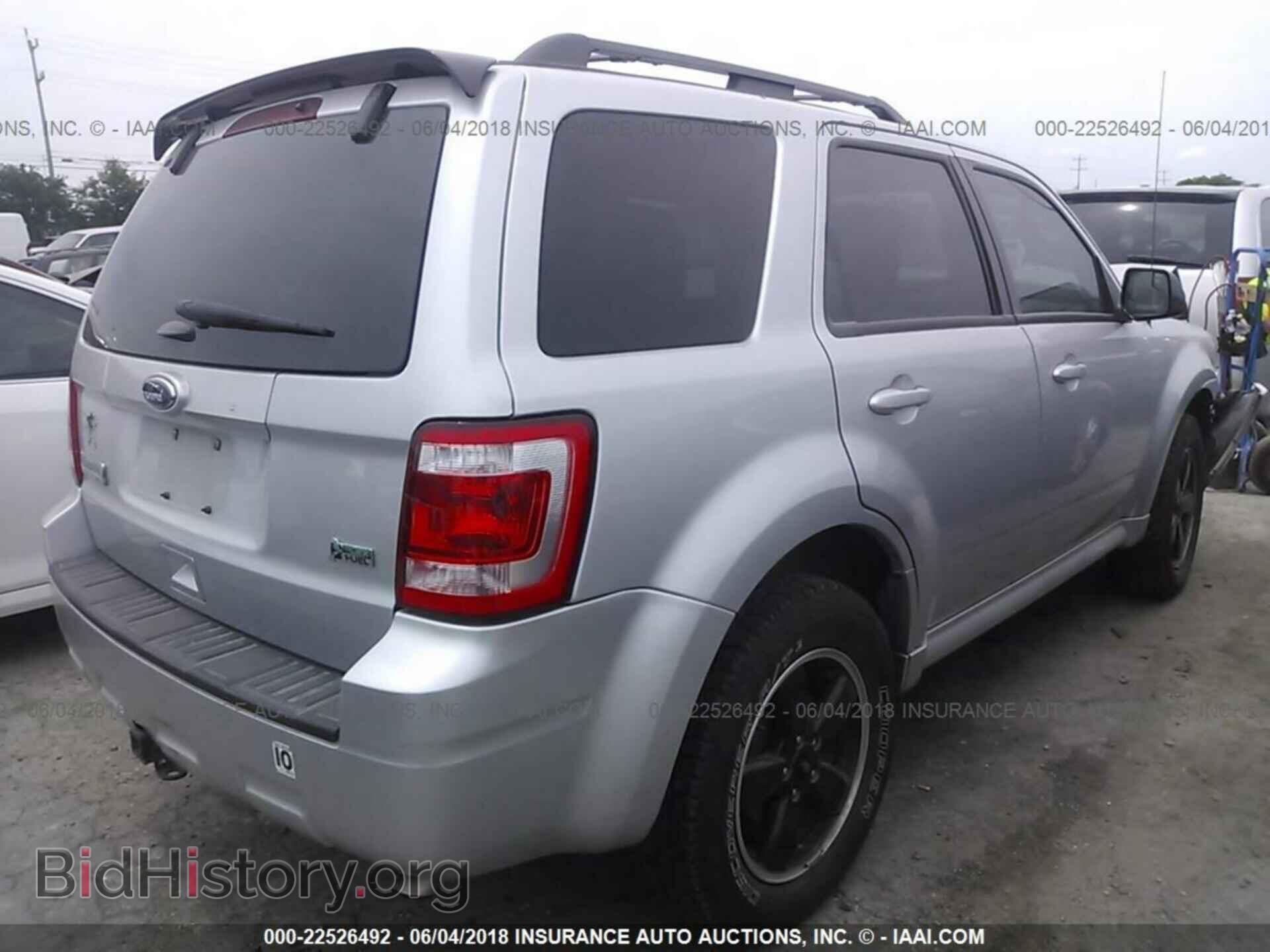 2012 Ford Escape - VIN: 1FMCU9DG6CKA67607 - Photo 4