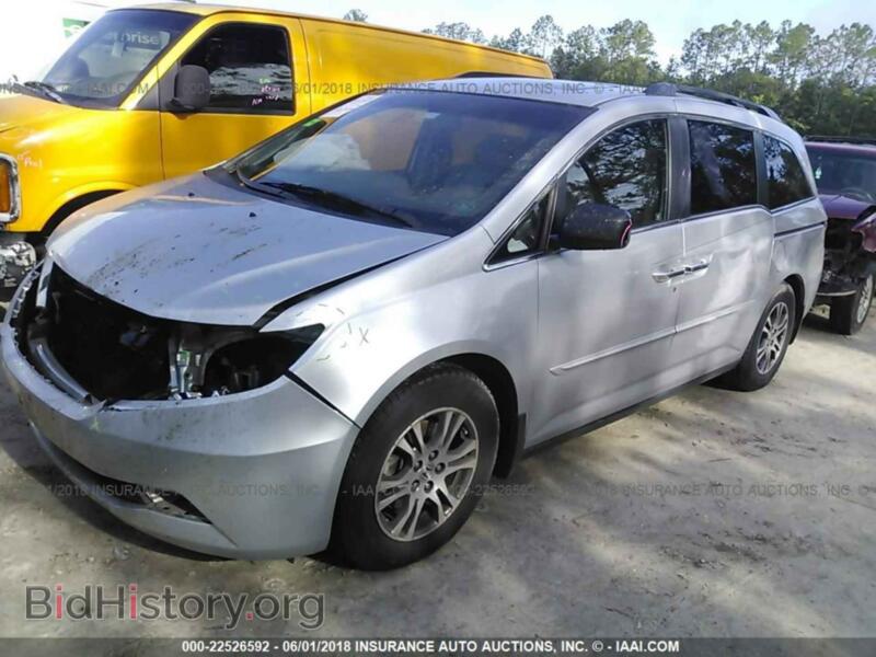 2011 Honda ODYSSEY (VIN 5FNRL5H62BB051296) — фото 2 из 10