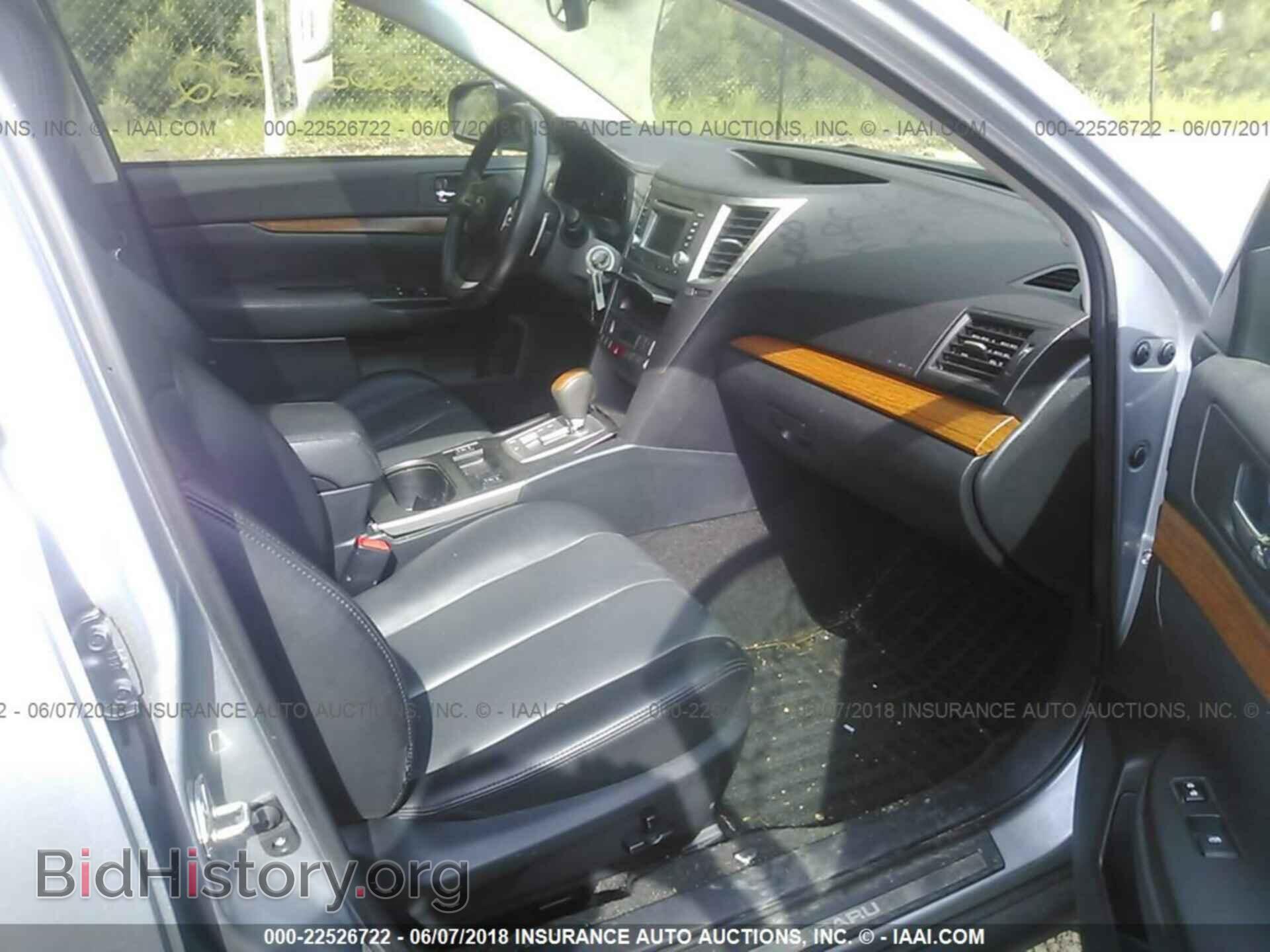 2014 Subaru Outback - VIN: 4S4BRBLC5E3286011 - Фото 5