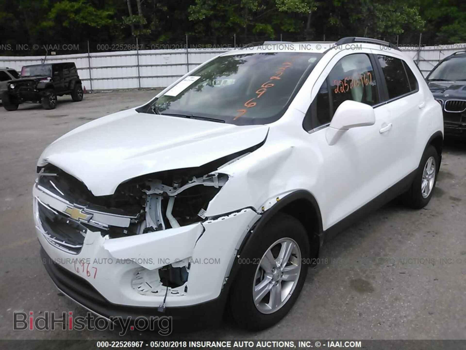 2016 Chevrolet Trax - VIN: KL7CJPSB2GB761433 - Фото 2