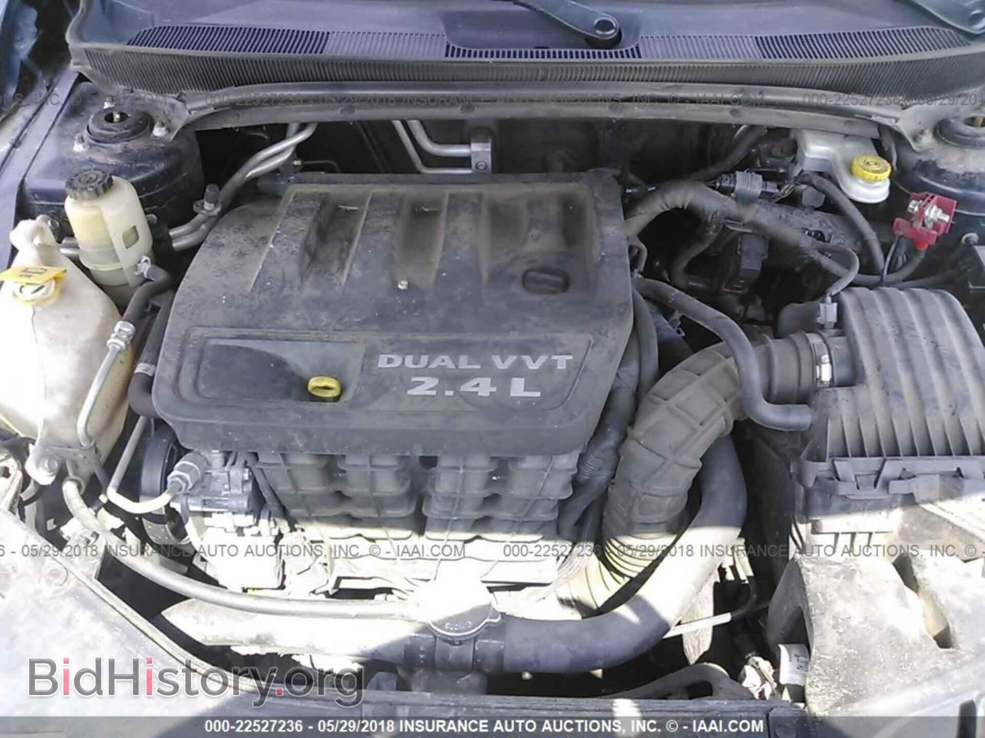 2013 Chrysler 200 - VIN: 1C3CCBBBXDN706405 - Фото 10