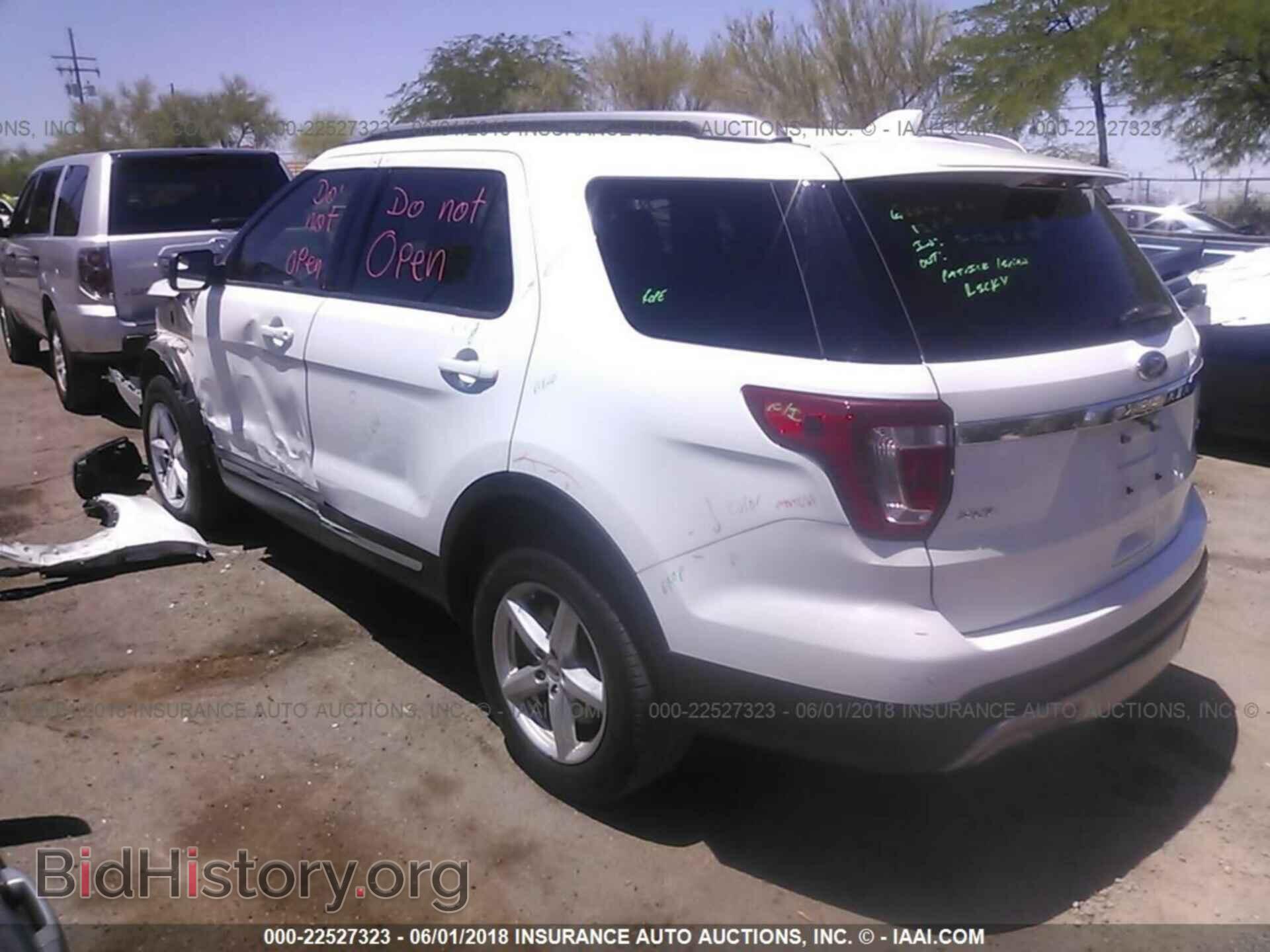 2016 Ford Explorer - VIN: 1FM5K8D80GGB18979 - Photo 3