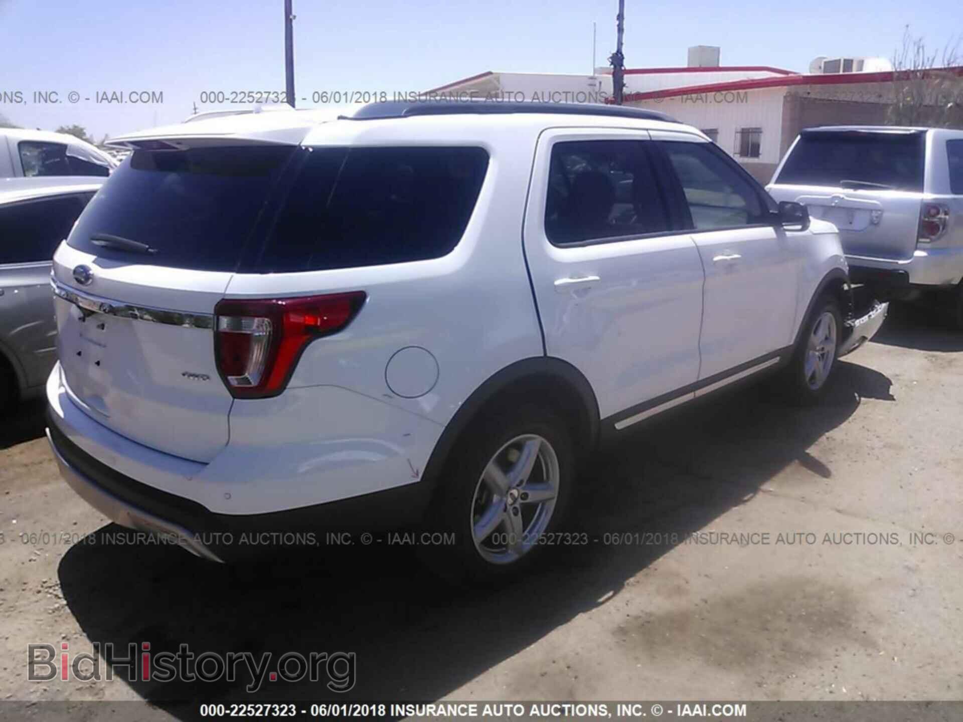 2016 Ford Explorer - VIN: 1FM5K8D80GGB18979 - Photo 4