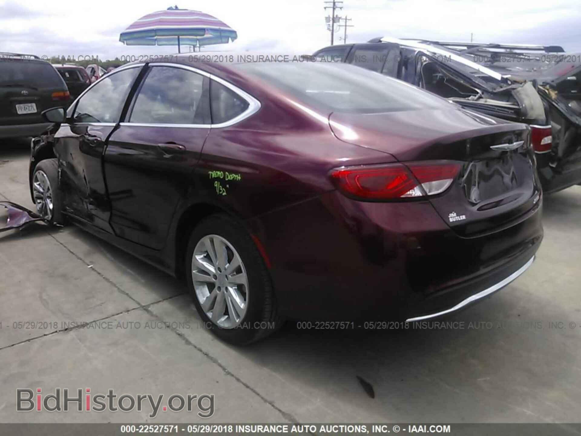 2015 Chrysler 200 - VIN: 1C3CCCAB3FN659521 - Photo 3