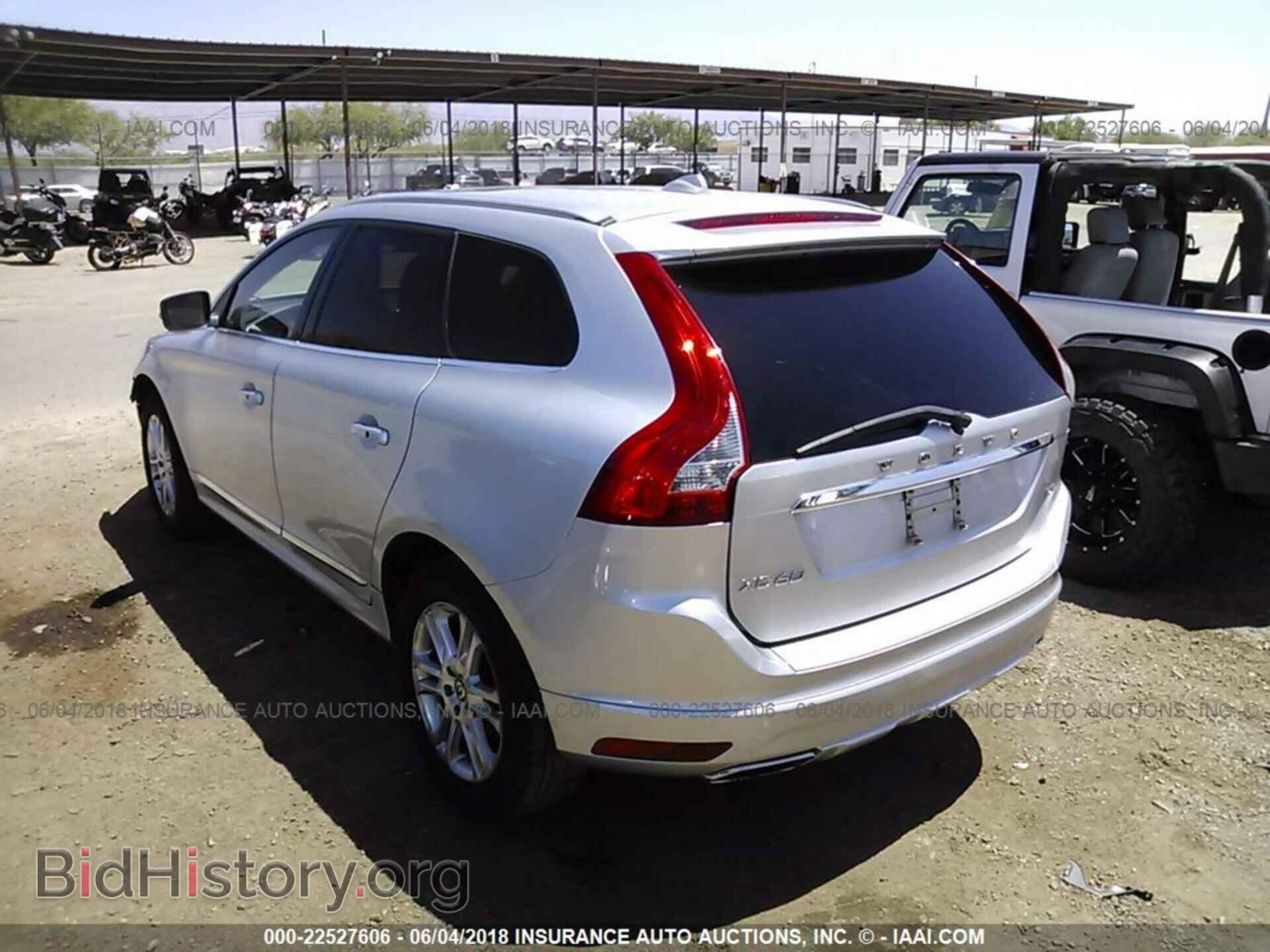 2015 VOLVO XC60 - VIN: YV440MDB1F2603859 - Фото 3