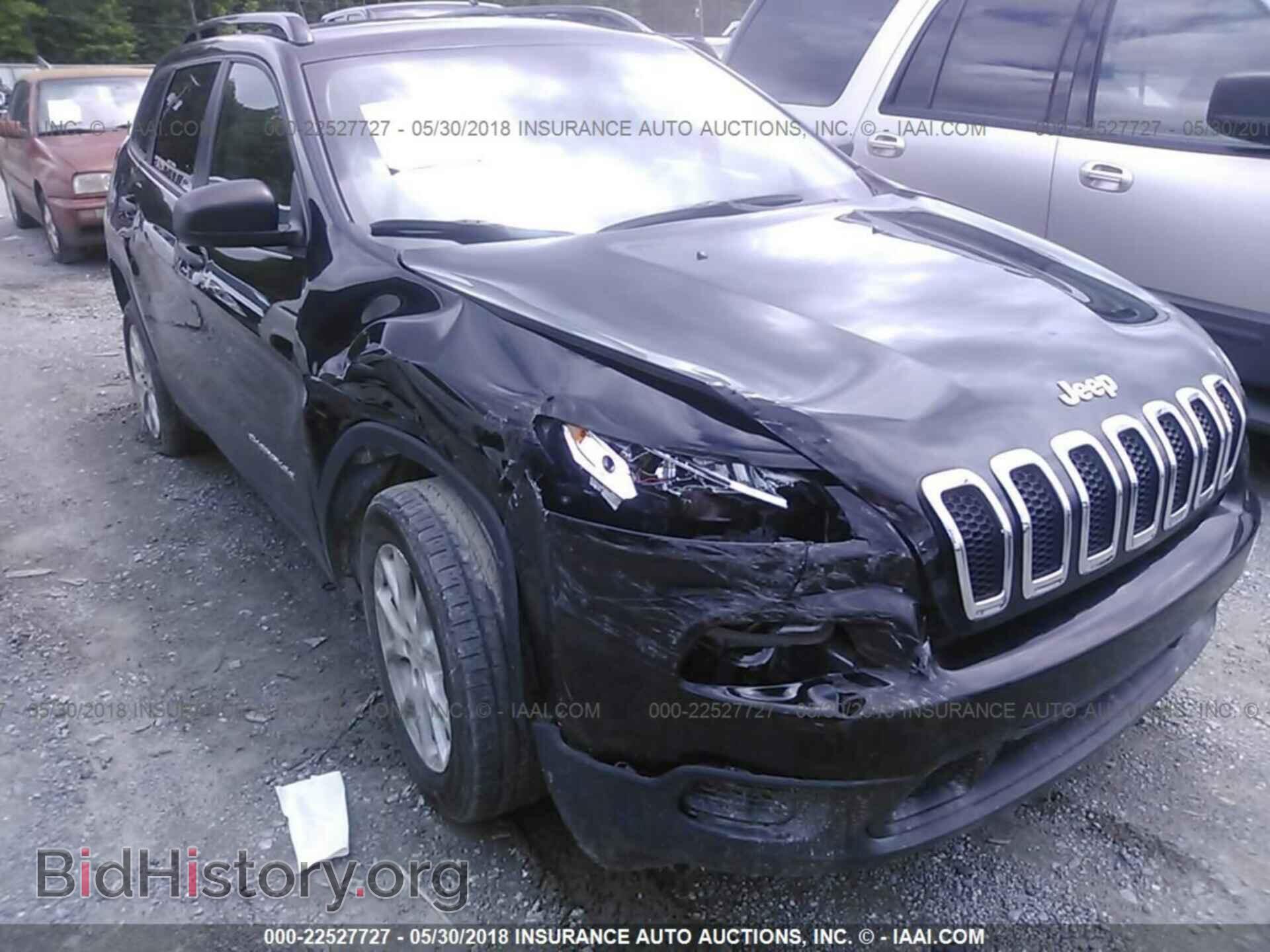 2017 Jeep Cherokee - VIN: 1C4PJLAB6HW586113 - Фото 6