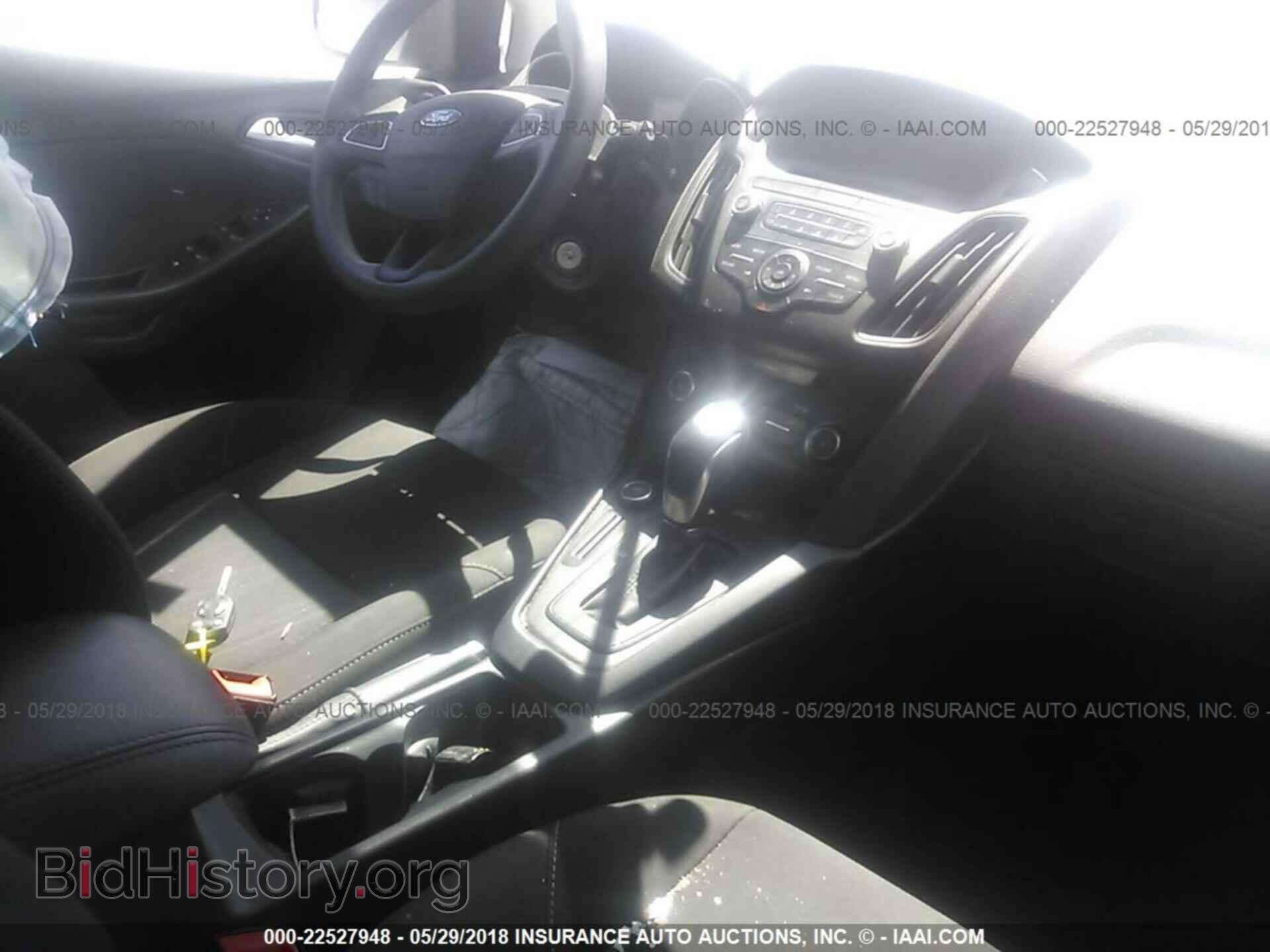 2016 Ford Focus - VIN: 1FADP3K23GL400937 - Фото 5
