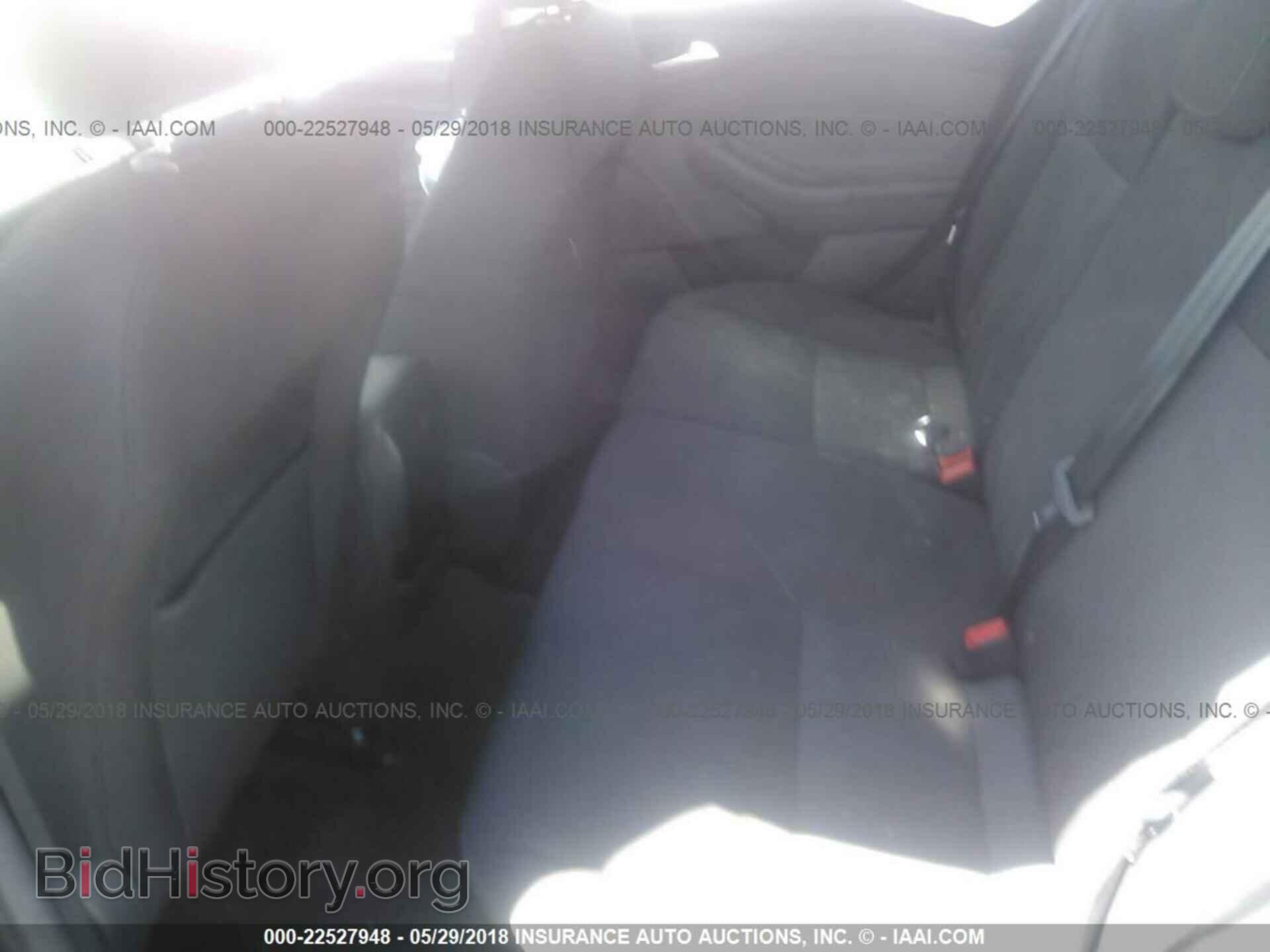 2016 Ford Focus - VIN: 1FADP3K23GL400937 - Фото 8