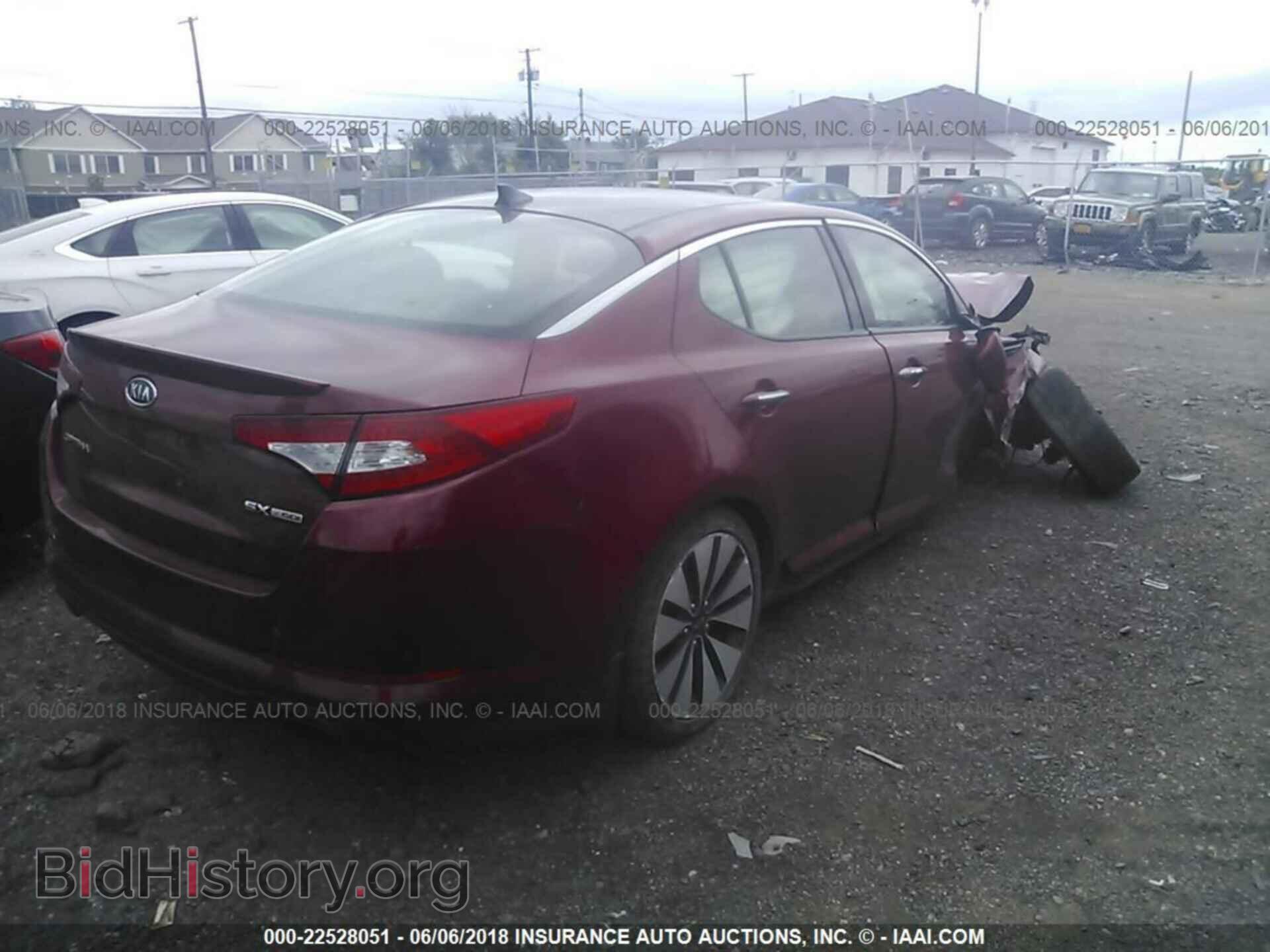 2011 Kia Optima - VIN: KNAGR4A64B5142367 - Фото 4