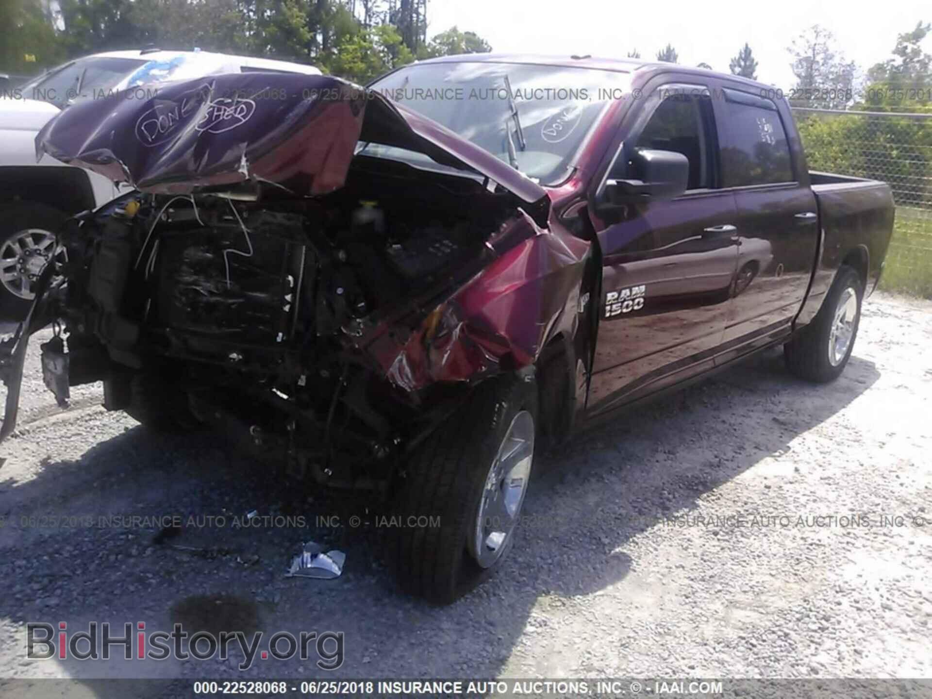 2017 RAM 1500 - VIN: 3C6RR6KT2HG598775 - Фото 2