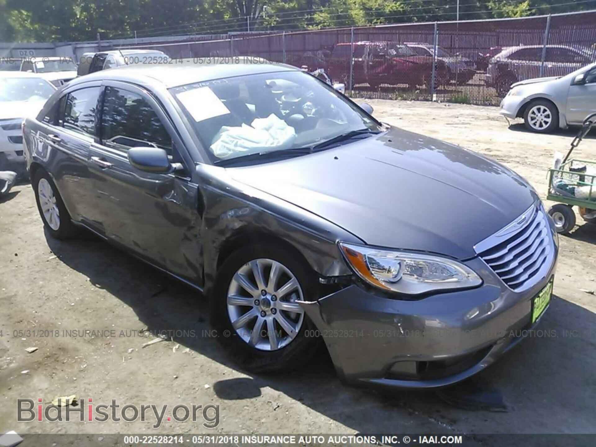 Фотография 1C3CCBBBXDN500534 - Chrysler 200 2013