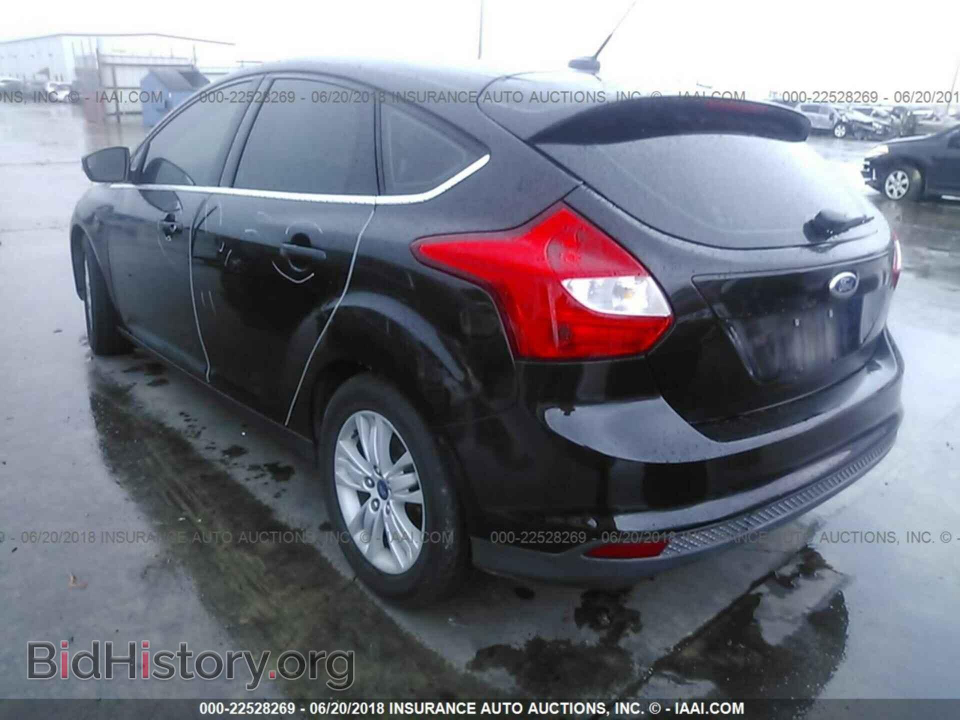 2012 Ford Focus - VIN: 1FAHP3M26CL295688 - Photo 3