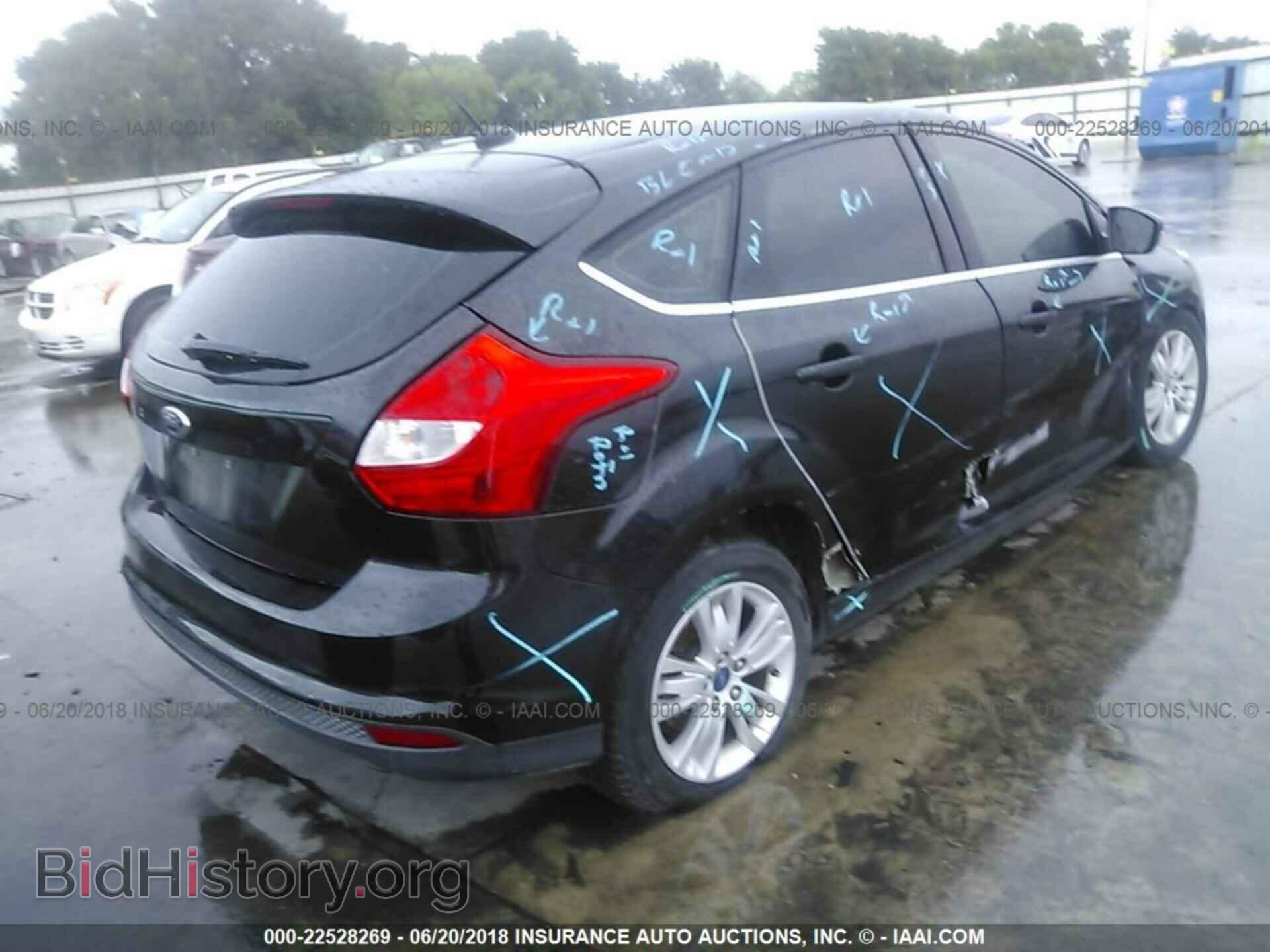 2012 Ford Focus - VIN: 1FAHP3M26CL295688 - Photo 4