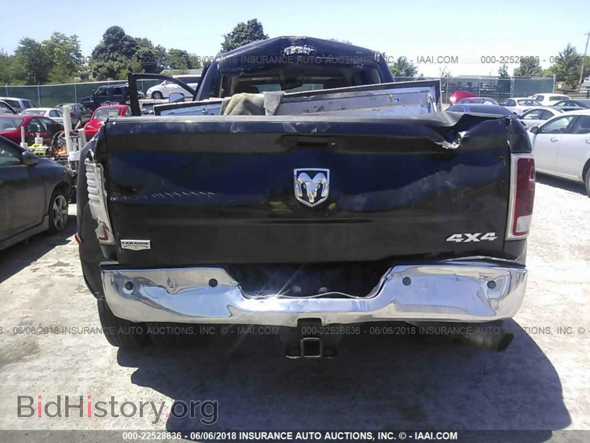 2014 Ram 3500 - VIN: 3C63RRML6EG175925 - Photo 8
