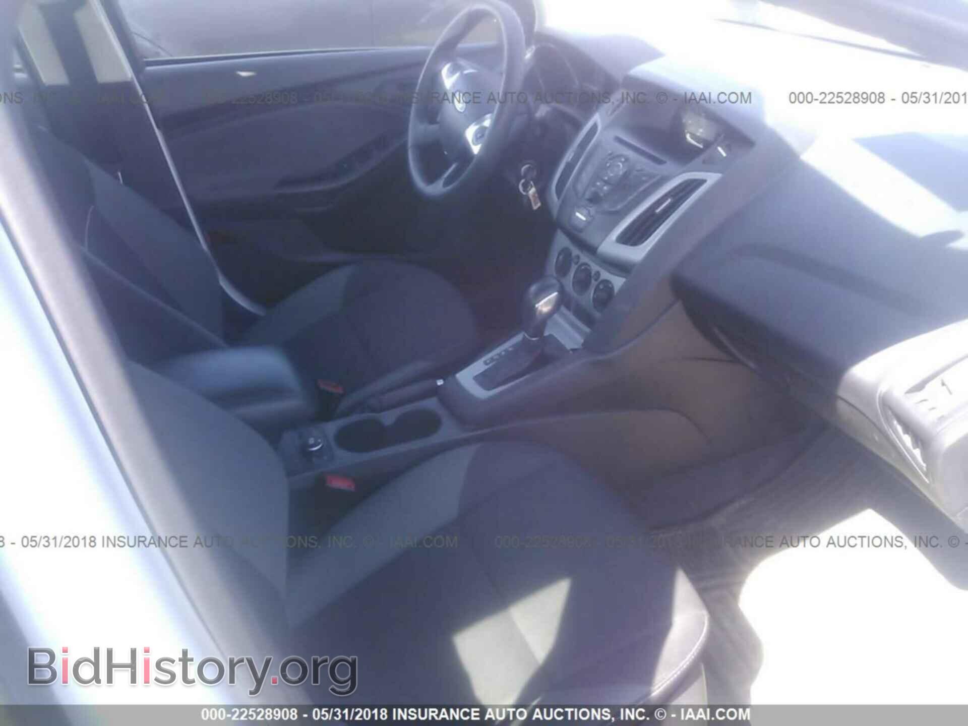 2012 Ford Focus - VIN: 1FAHP3F25CL272299 - Photo 5