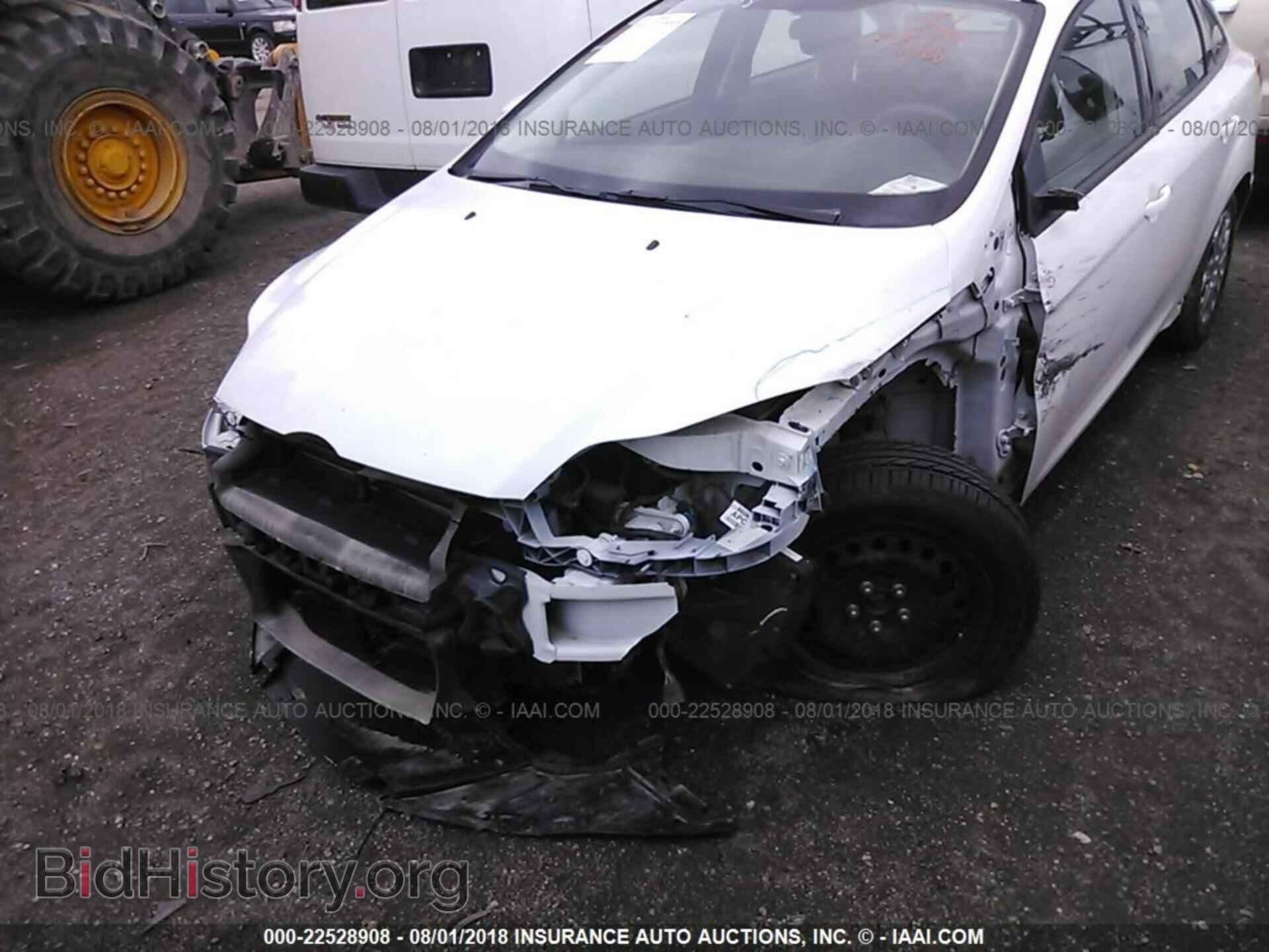 2012 Ford Focus - VIN: 1FAHP3F25CL272299 - Photo 6