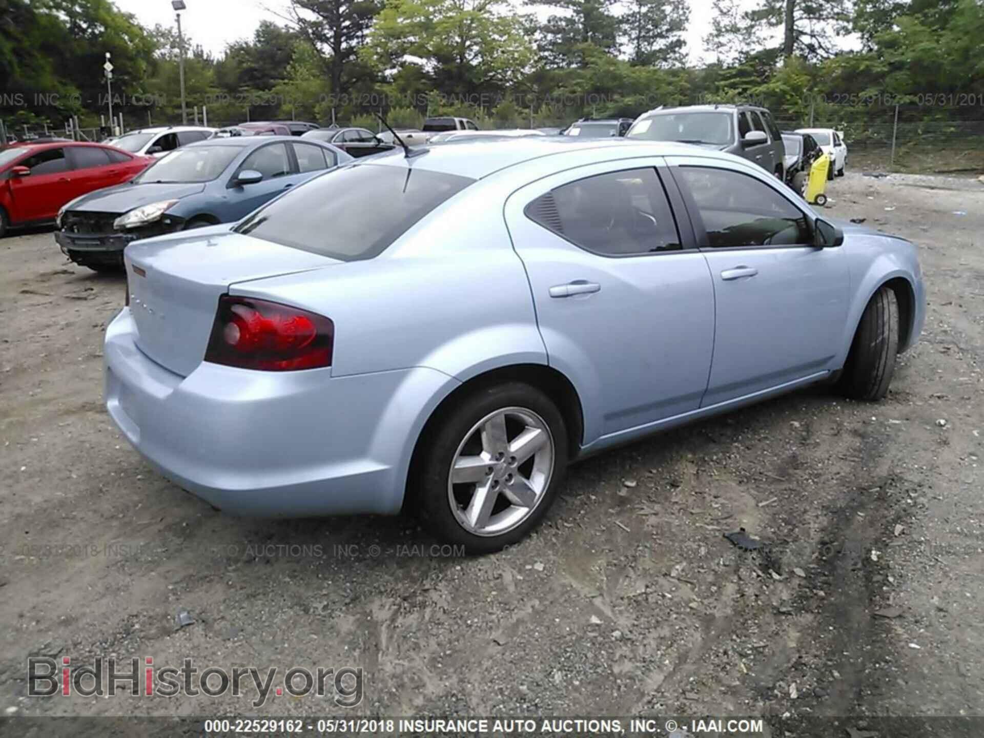 2013 Dodge Avenger - VIN: 1C3CDZAB5DN688385 - Photo 4