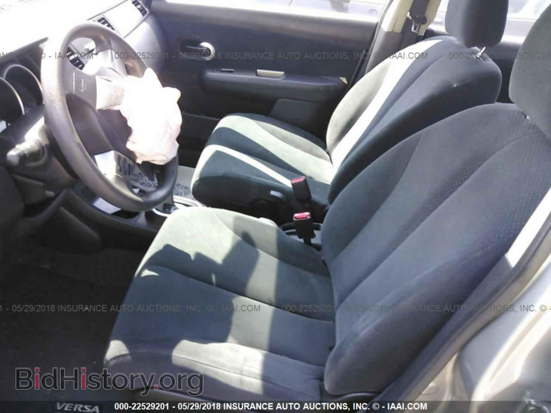 2011 Nissan Versa - VIN: 3N1BC1AP2BL438500 - Фото 5