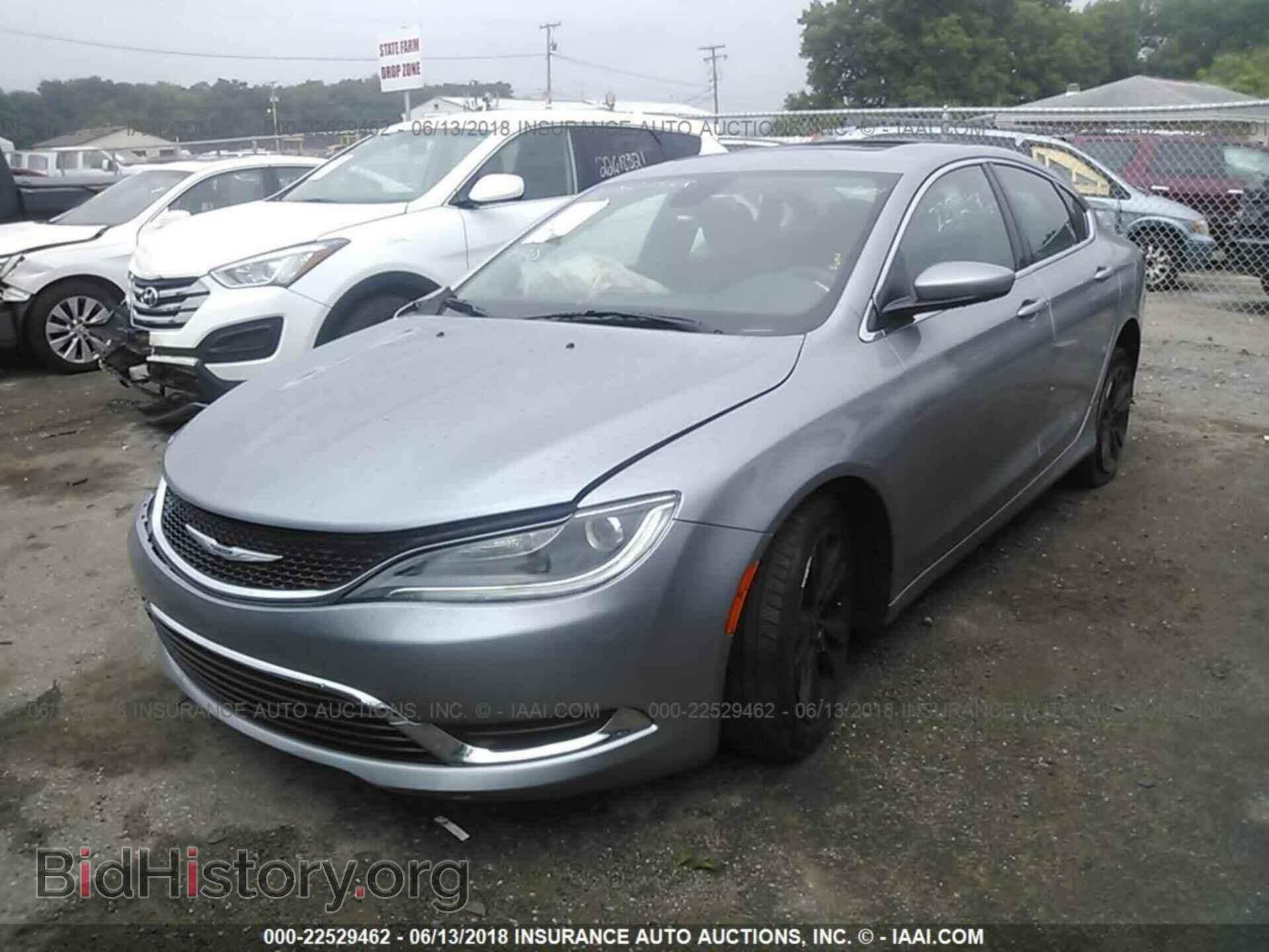 2015 Chrysler 200 - VIN: 1C3CCCAB4FN718477 - Фото 2