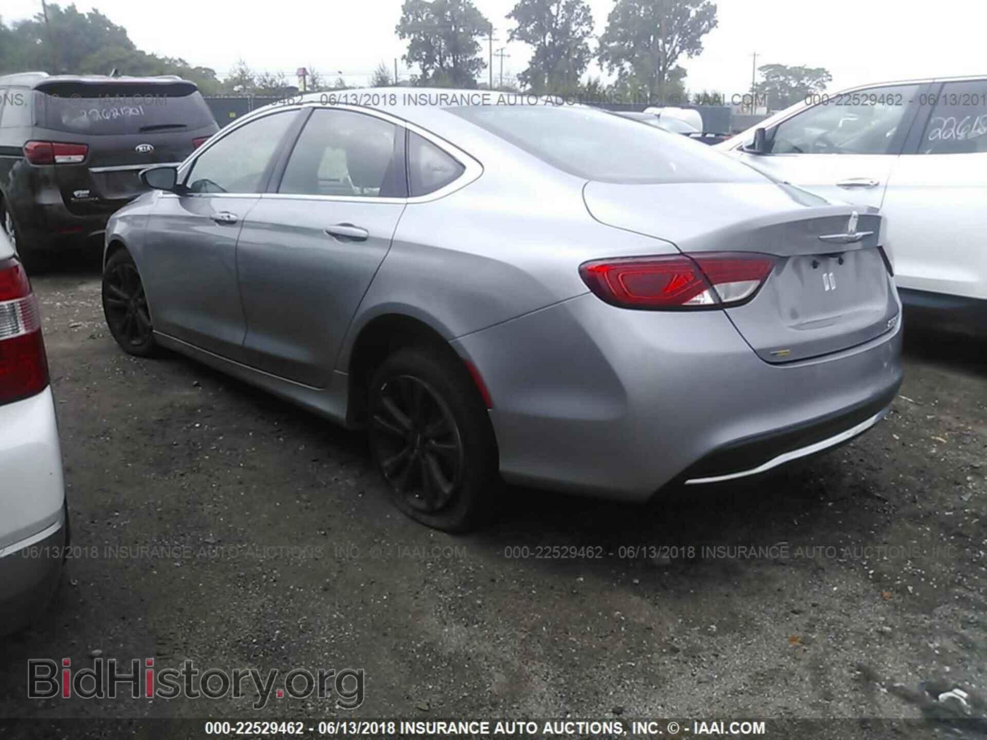 2015 Chrysler 200 - VIN: 1C3CCCAB4FN718477 - Фото 3
