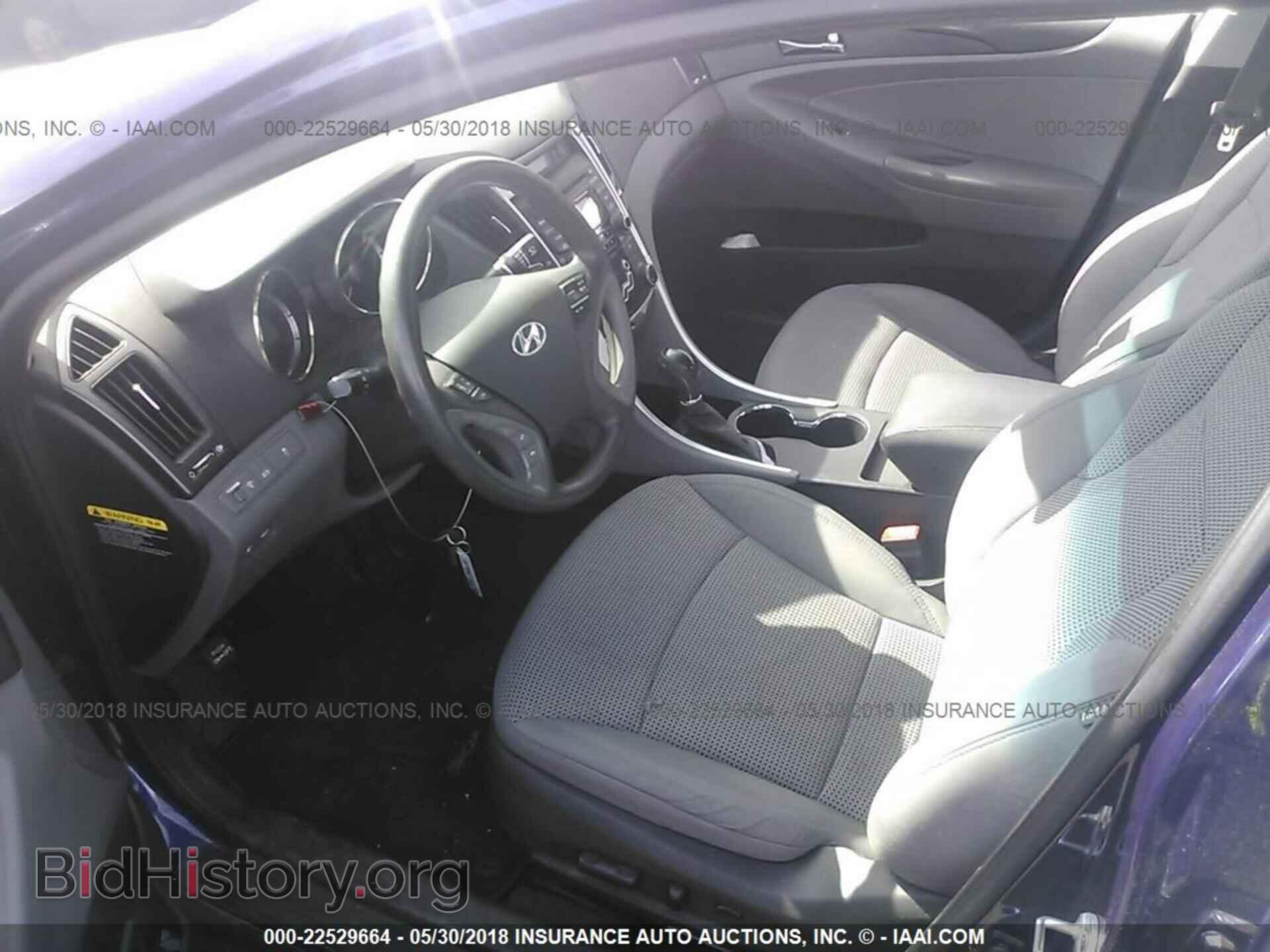 2012 Hyundai Sonata - VIN: 5NPEB4AC2CH378487 - Photo 5