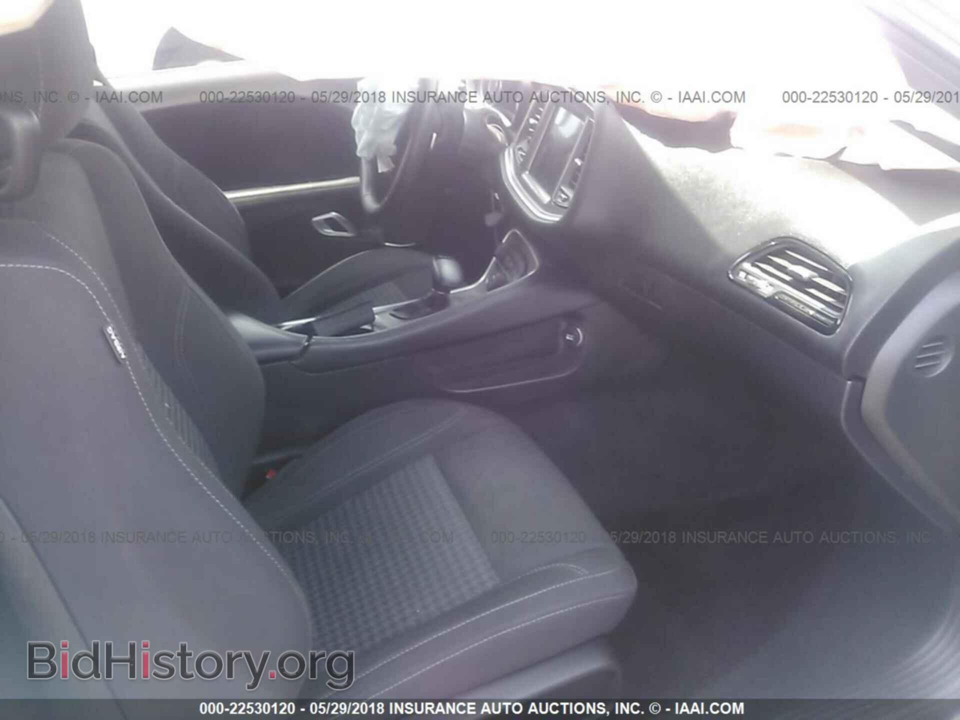 2015 Dodge Challenger - VIN: 2C3CDZAG5FH724566 - Photo 5
