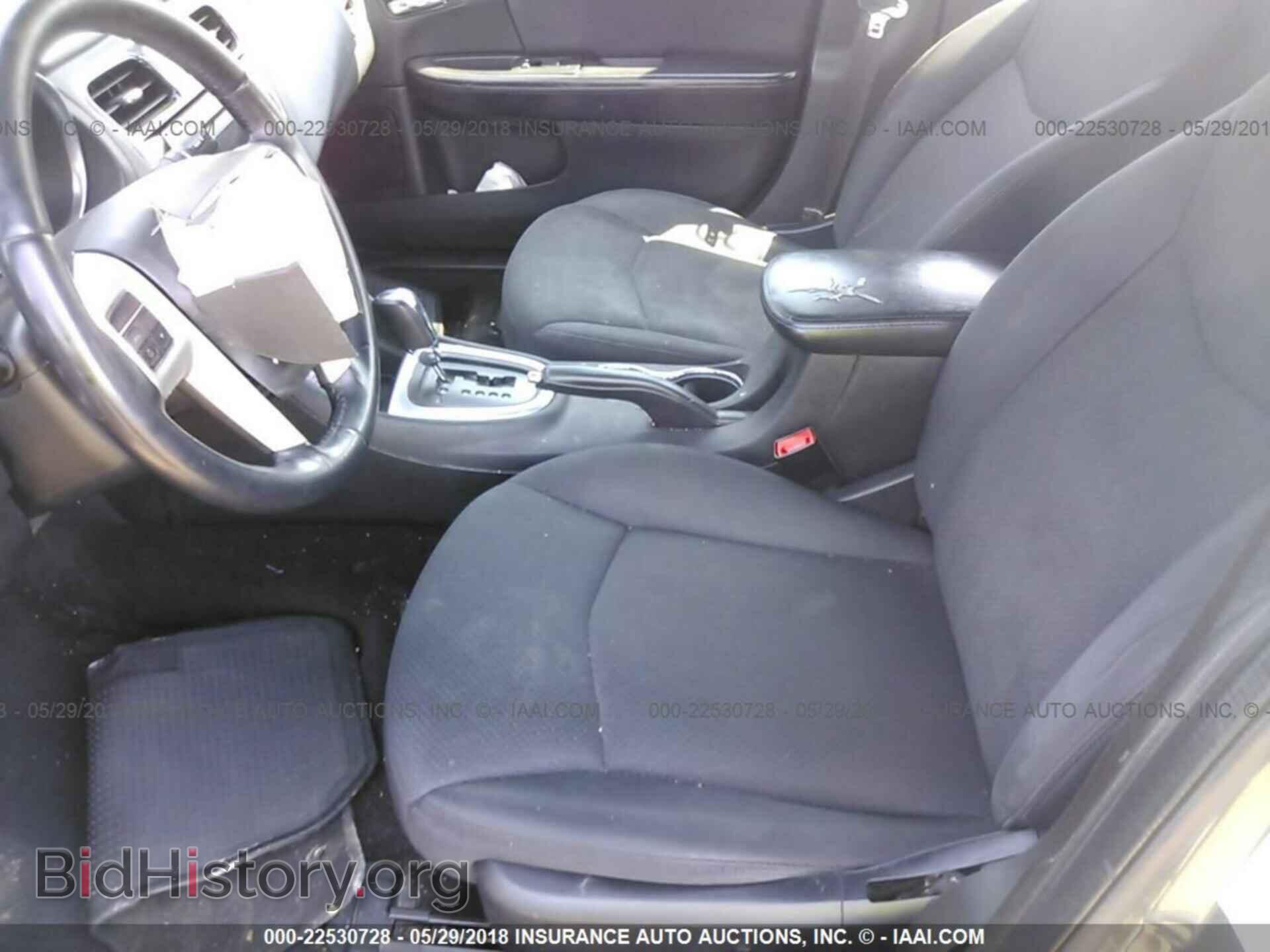 2012 Chrysler 200 - VIN: 1C3CCBBB6CN268755 - Фото 5