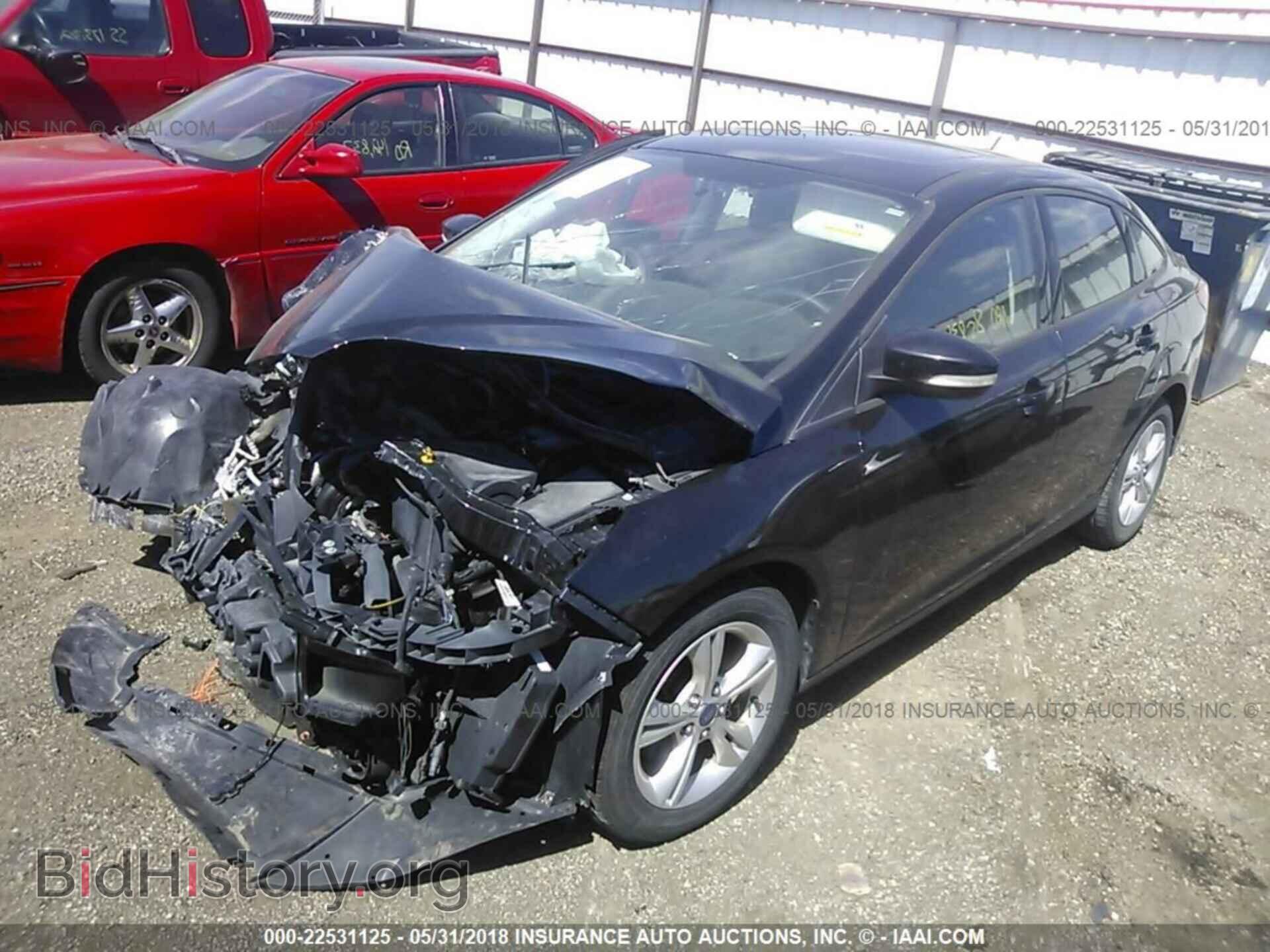 2013 Ford Focus - VIN: 1FADP3F23DL177479 - Фото 2