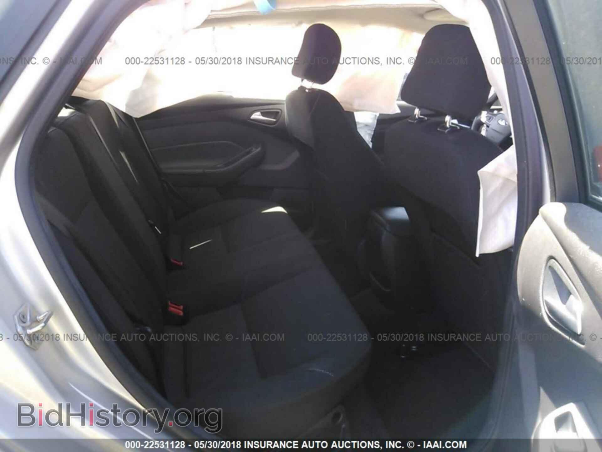 2017 Ford Focus - VIN: 1FADP3F28HL205038 - Фото 8