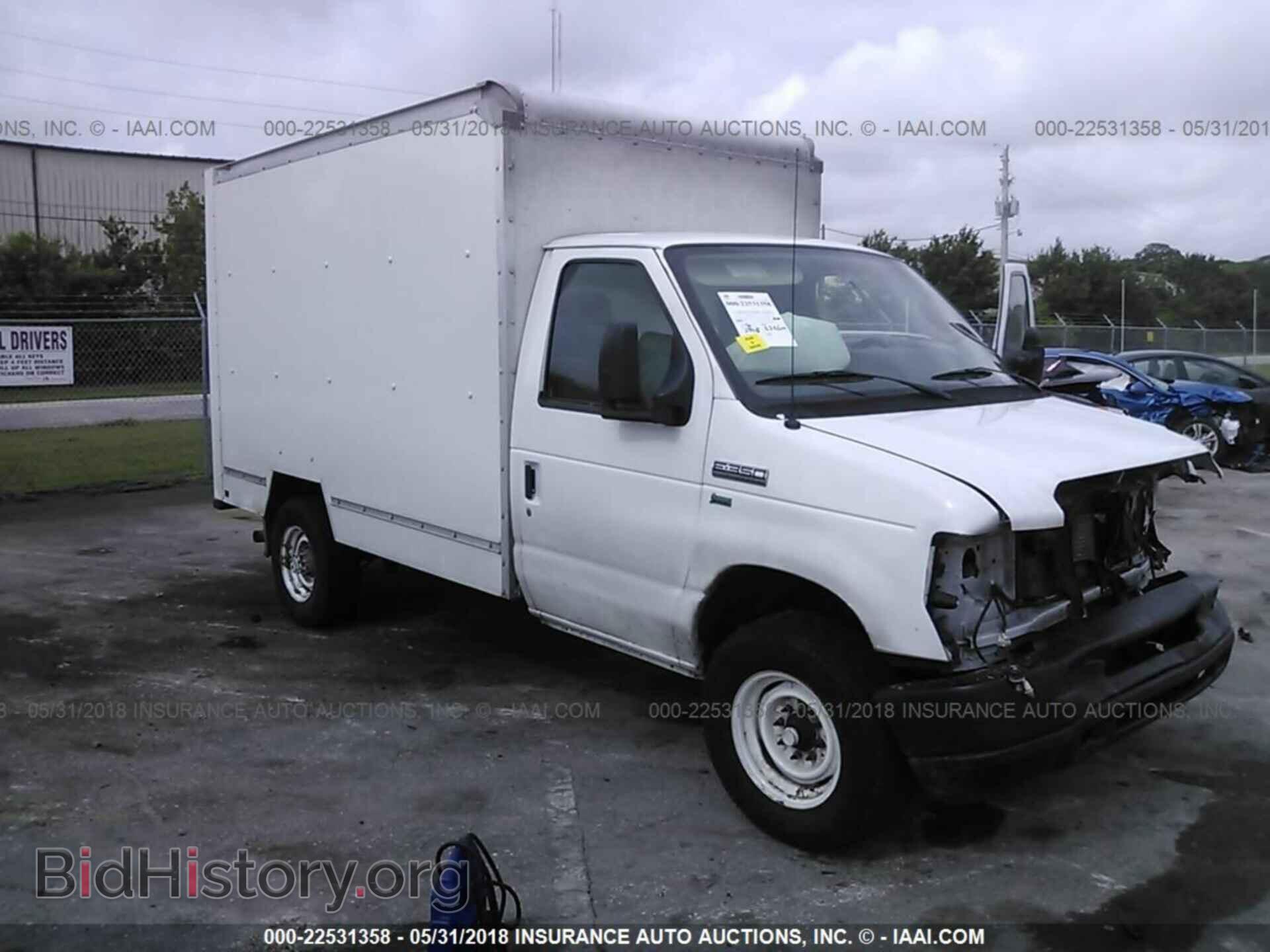 Photo 1FDWE3FL5BDA88243 - Ford Econoline 2011