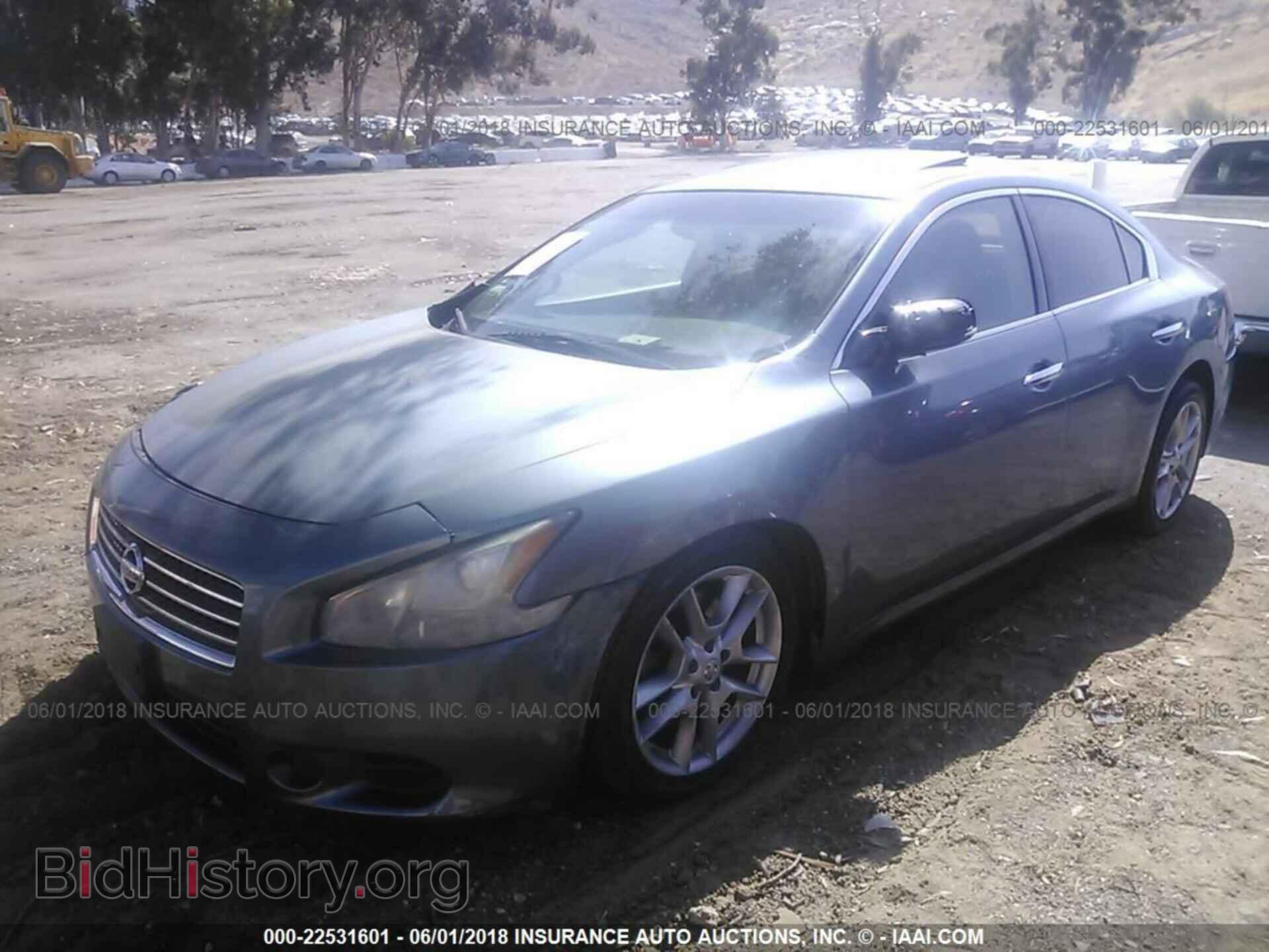 2011 Nissan Maxima - VIN: 1N4AA5AP2BC821912 - Photo 2