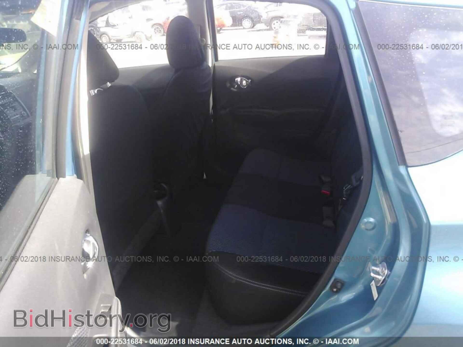 2015 Nissan Versa note - VIN: 3N1CE2CP7FL403135 - Photo 8