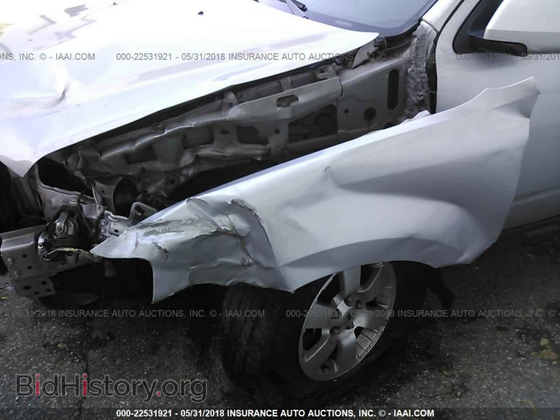 2011 Ford Escape - VIN: 1FMCU0E72BKA50523 - Photo 6