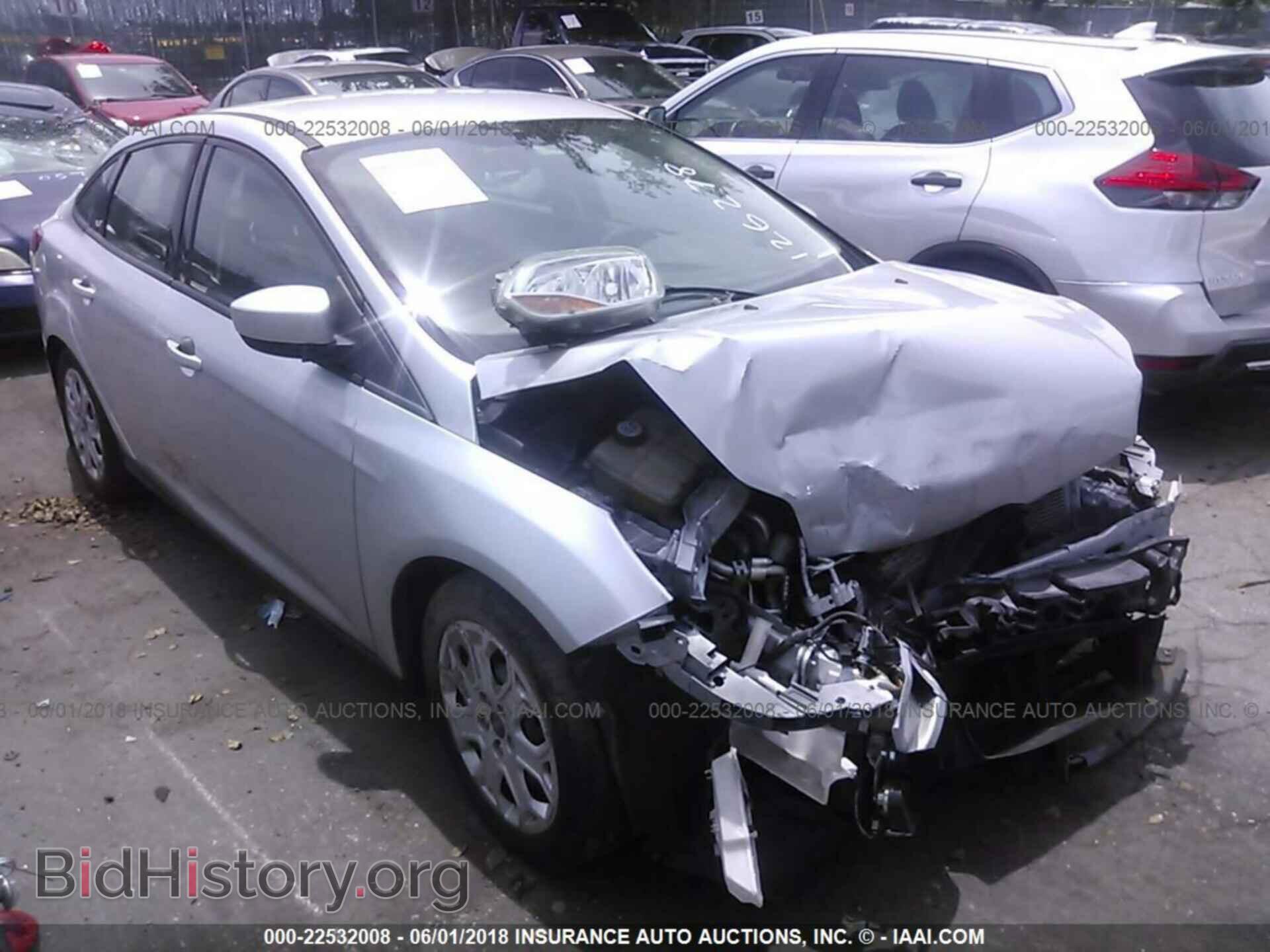 Photo 1FAHP3F22CL126278 - Ford Focus 2012