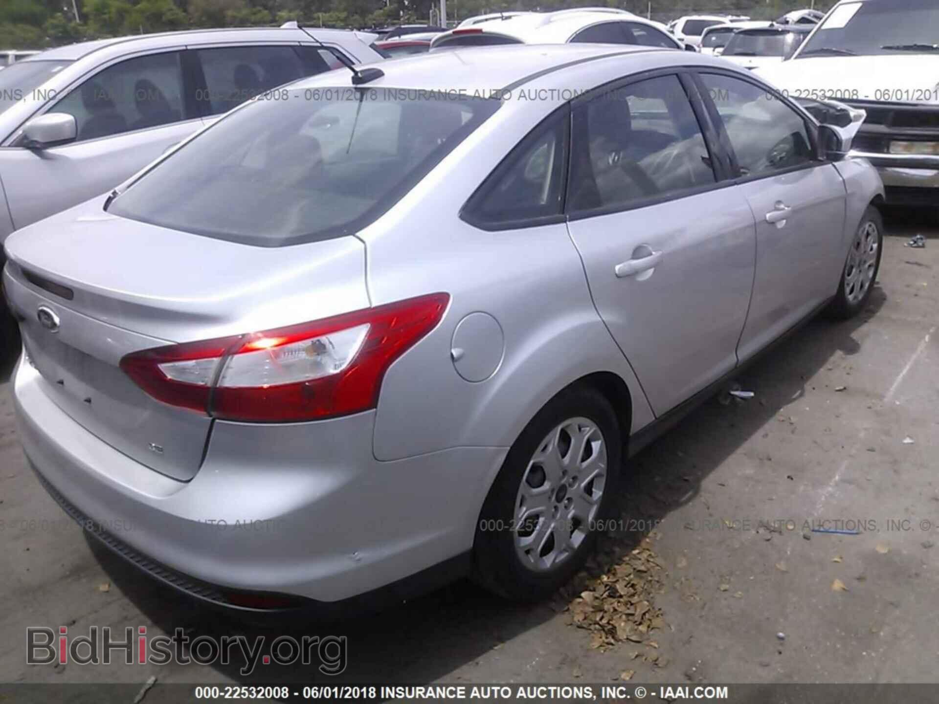 2012 Ford Focus - VIN: 1FAHP3F22CL126278 - Фото 4