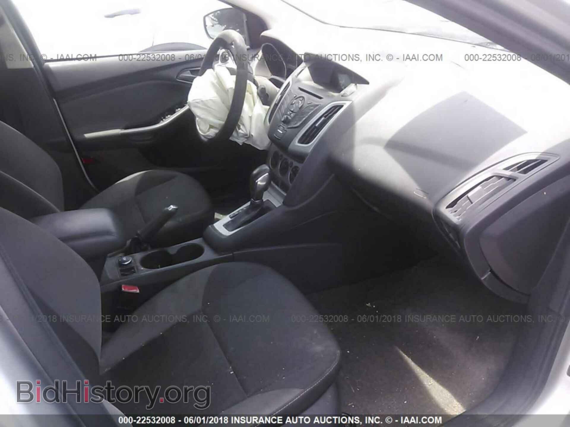 2012 Ford Focus - VIN: 1FAHP3F22CL126278 - Фото 5