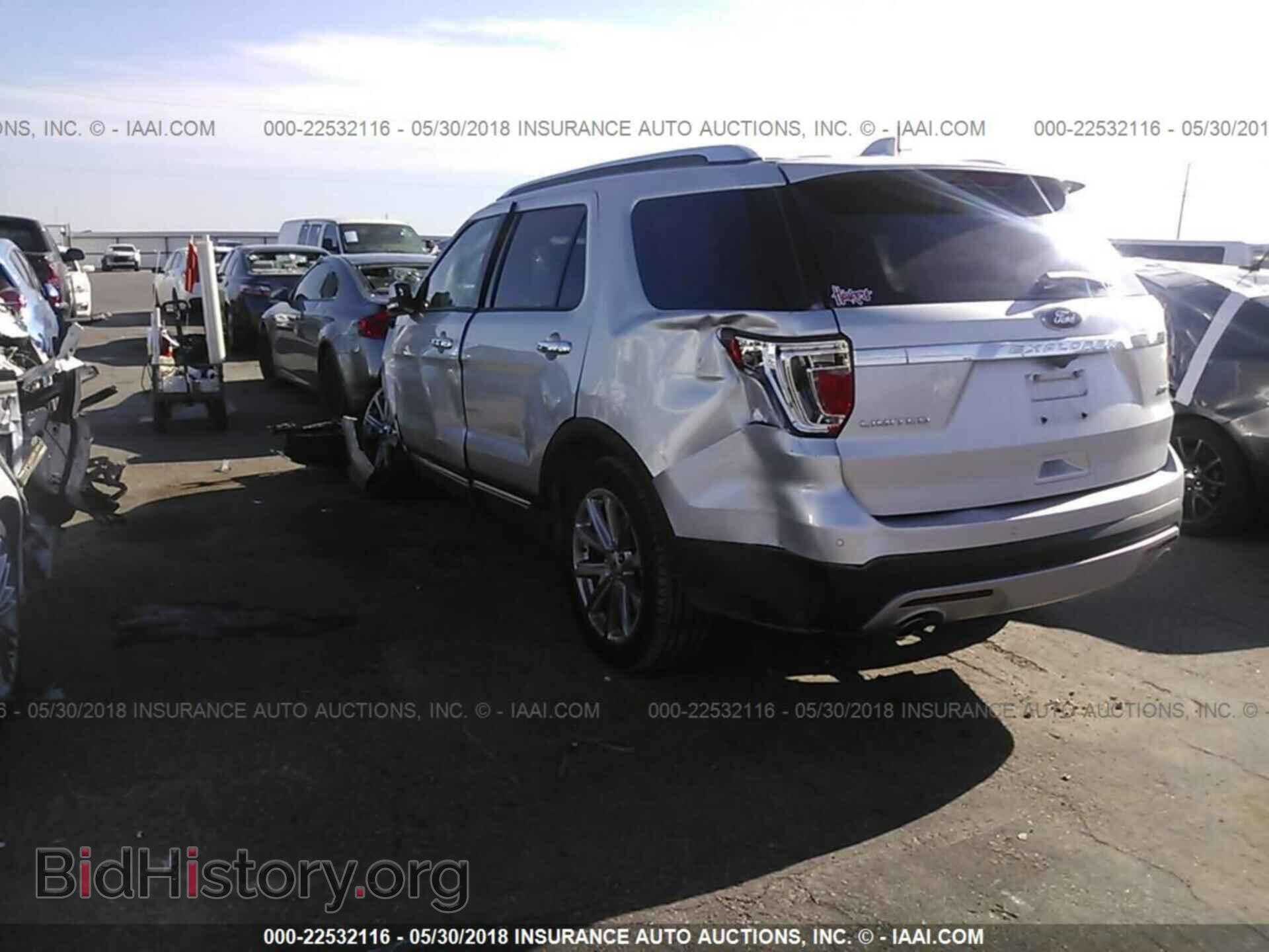 2017 Ford Explorer - VIN: 1FM5K8F83HGC23000 - Фото 3