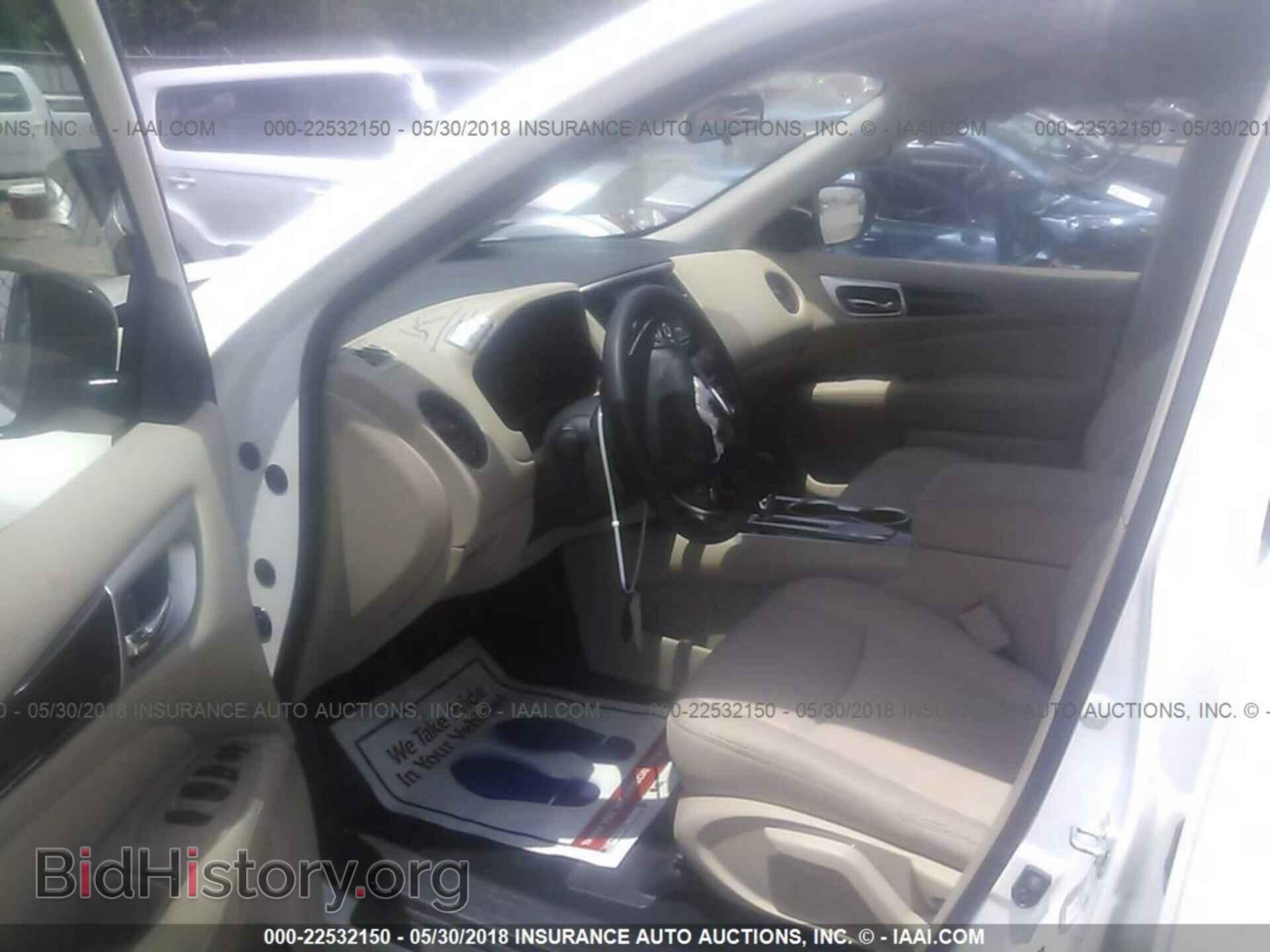 2017 Nissan Pathfinder - VIN: 5N1DR2MN2HC656196 - Фото 5