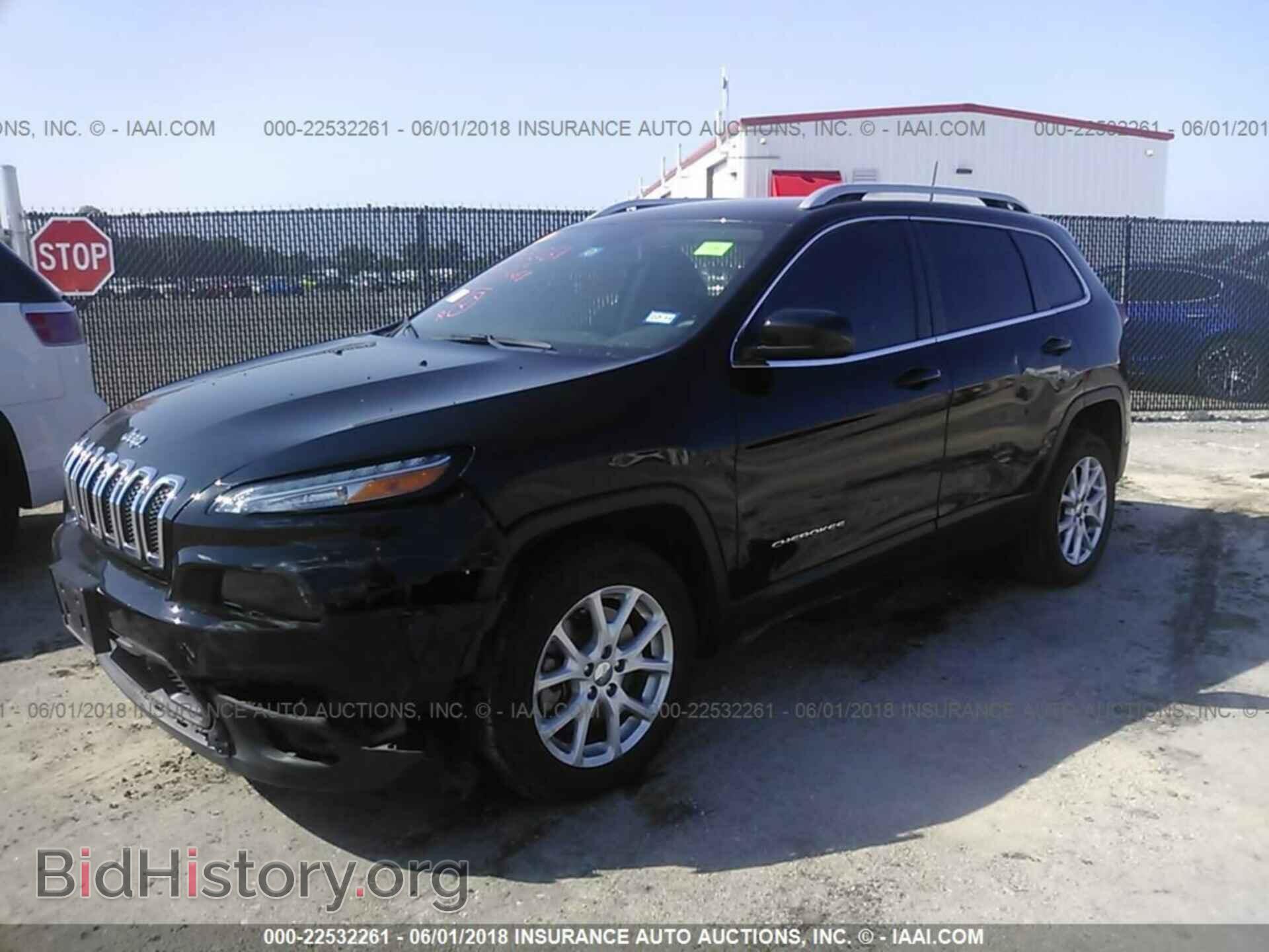 2017 Jeep Cherokee - VIN: 1C4PJLCB1HW566106 - Фото 2