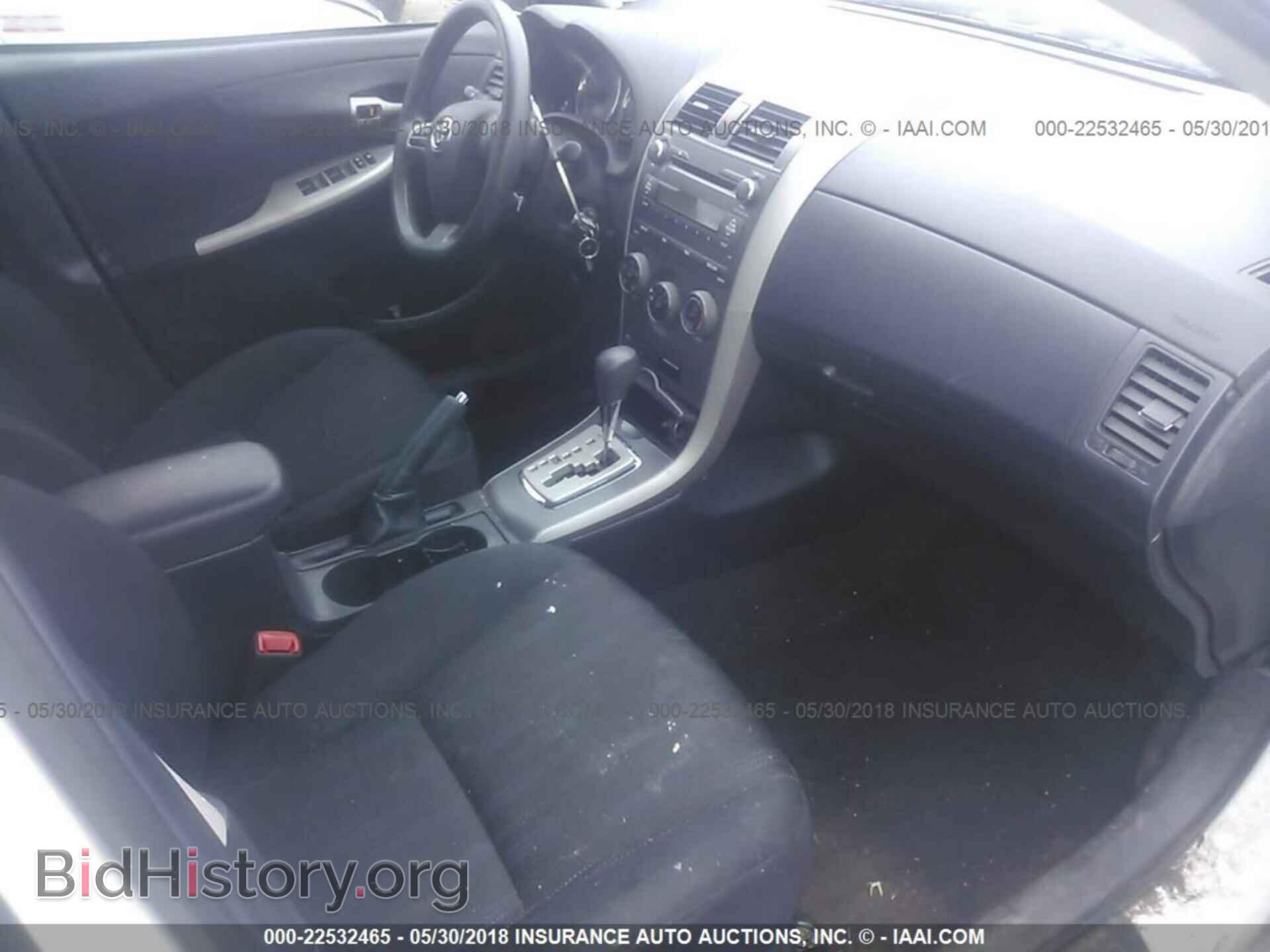 2011 Toyota Corolla - VIN: 2T1BU4EE2BC724421 - Photo 5