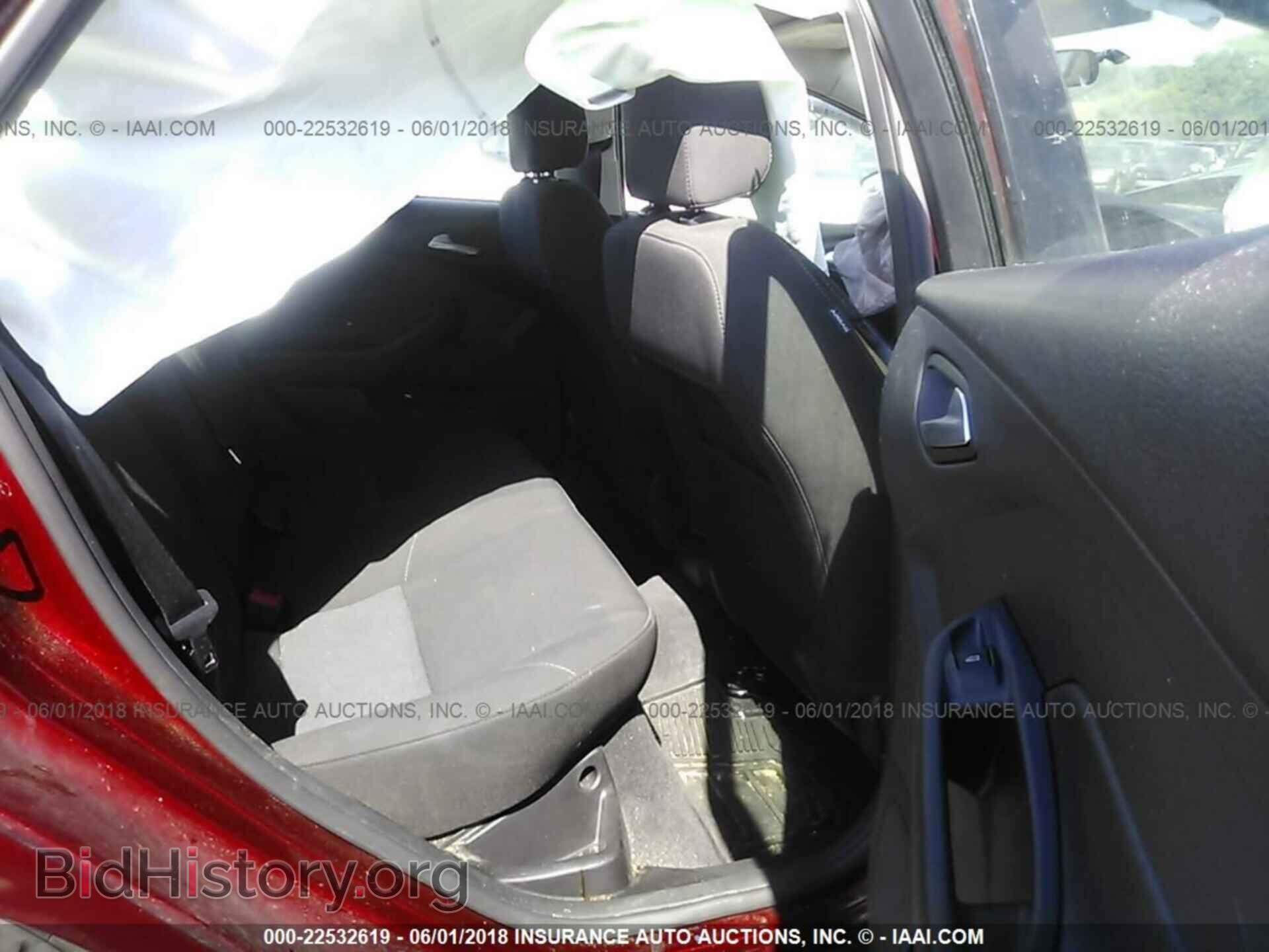 2015 Ford Focus - VIN: 1FADP3F23FL241099 - Photo 8