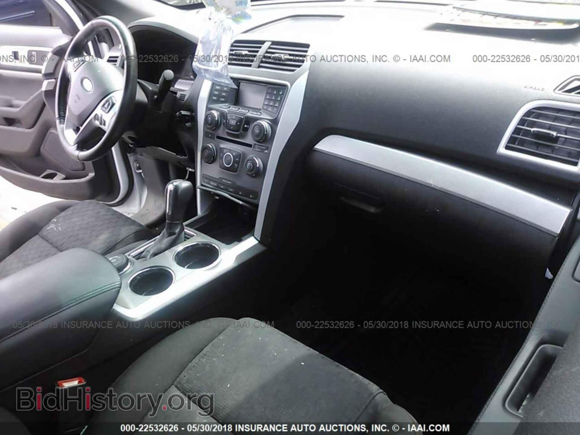 2014 Ford Explorer - VIN: 1FM5K8D88EGB43853 - Photo 5