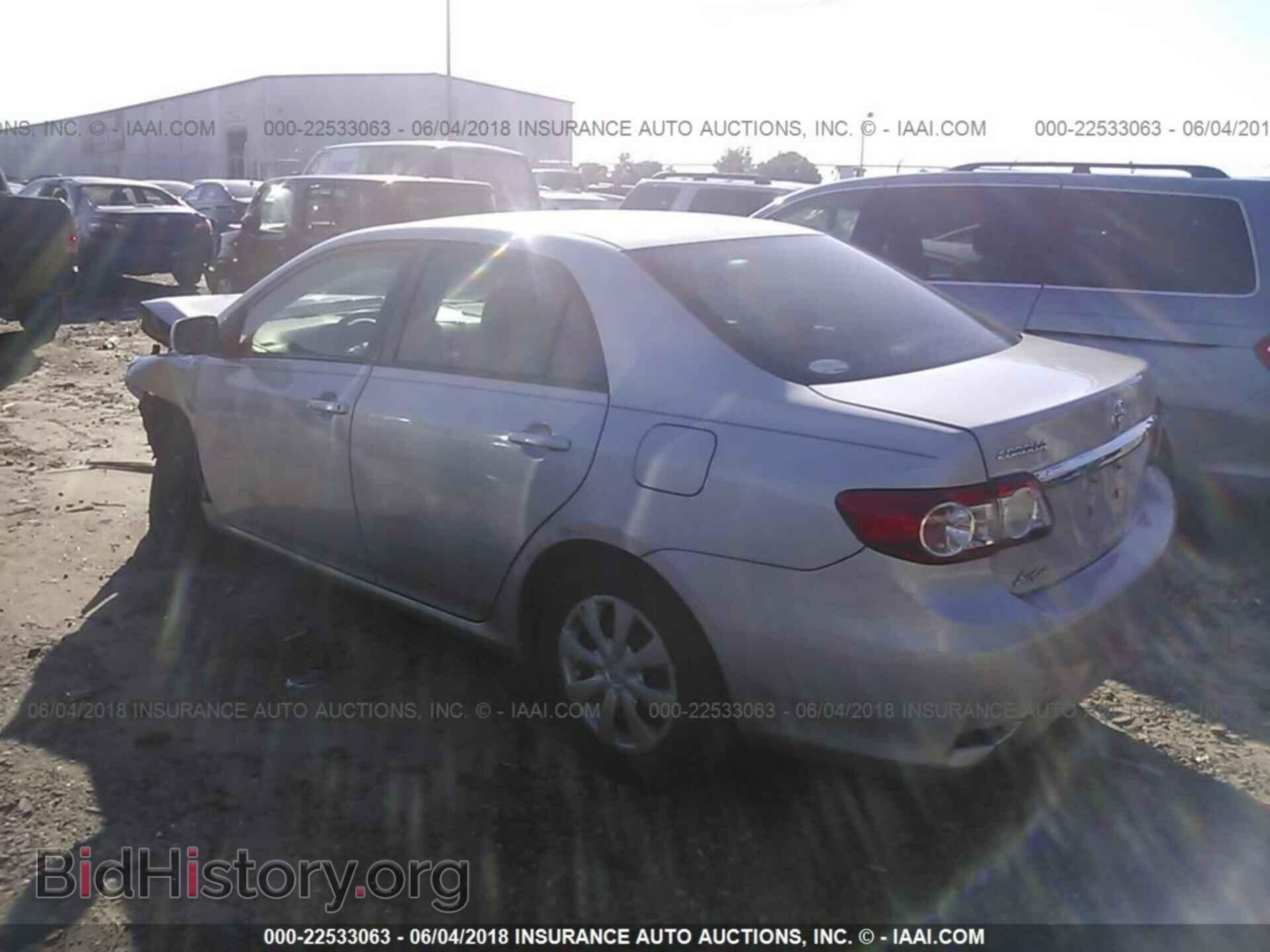2011 Toyota Corolla - VIN: 2T1BU4EE4BC638138 - Фото 3