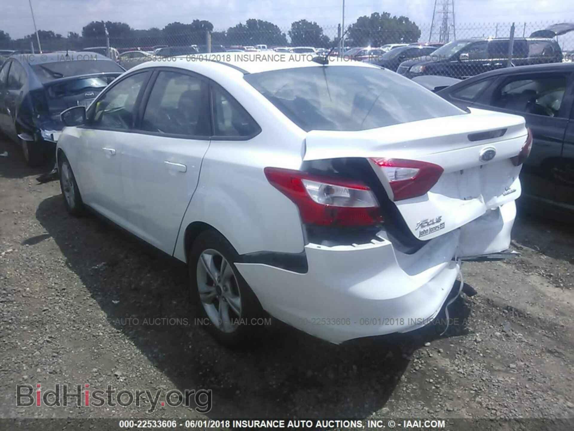 2014 Ford Focus - VIN: 1FADP3F26EL438220 - Фото 3