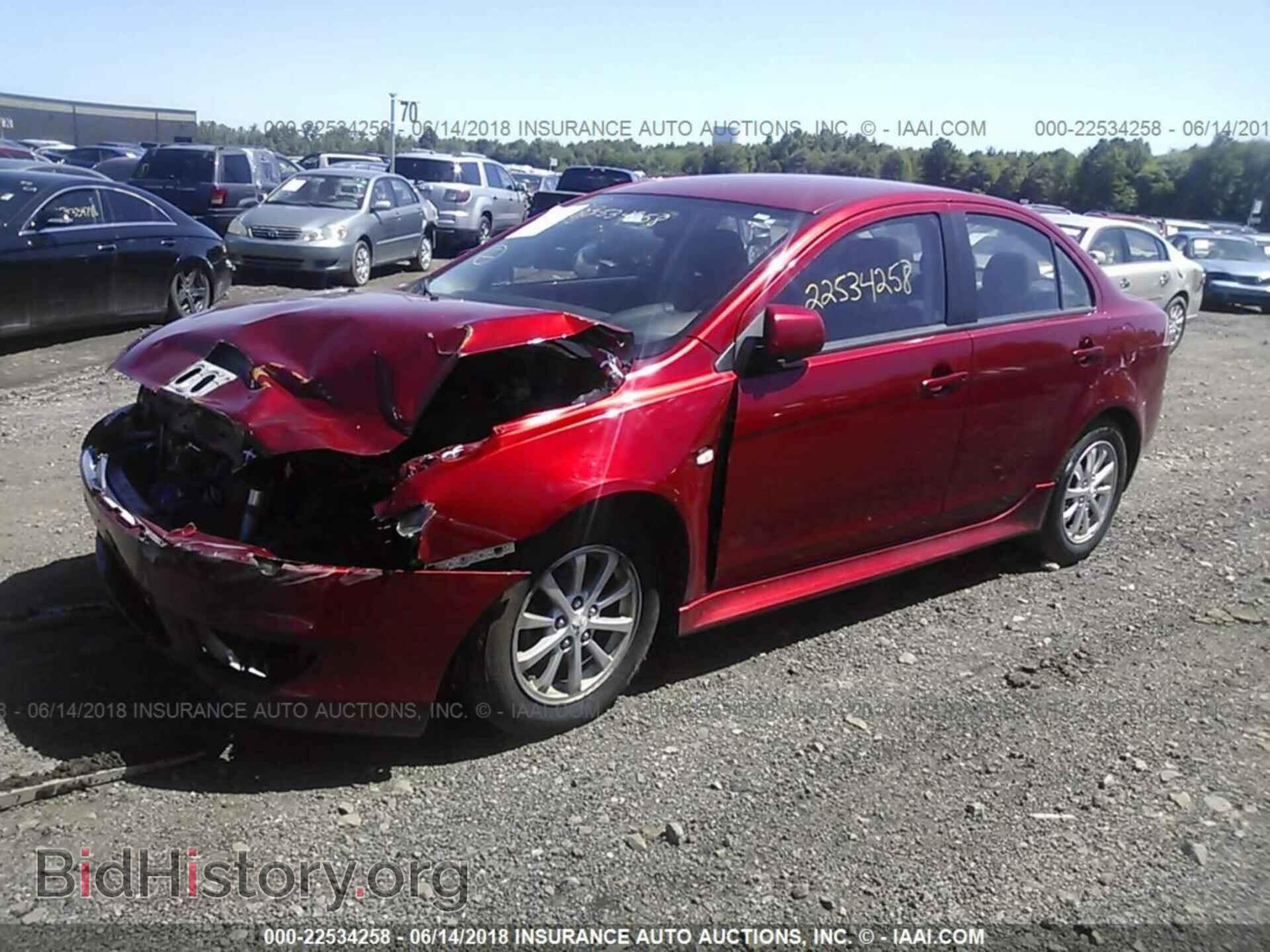 2011 Mitsubishi Lancer - VIN: JA32U2FU8BU020901 - Фото 2