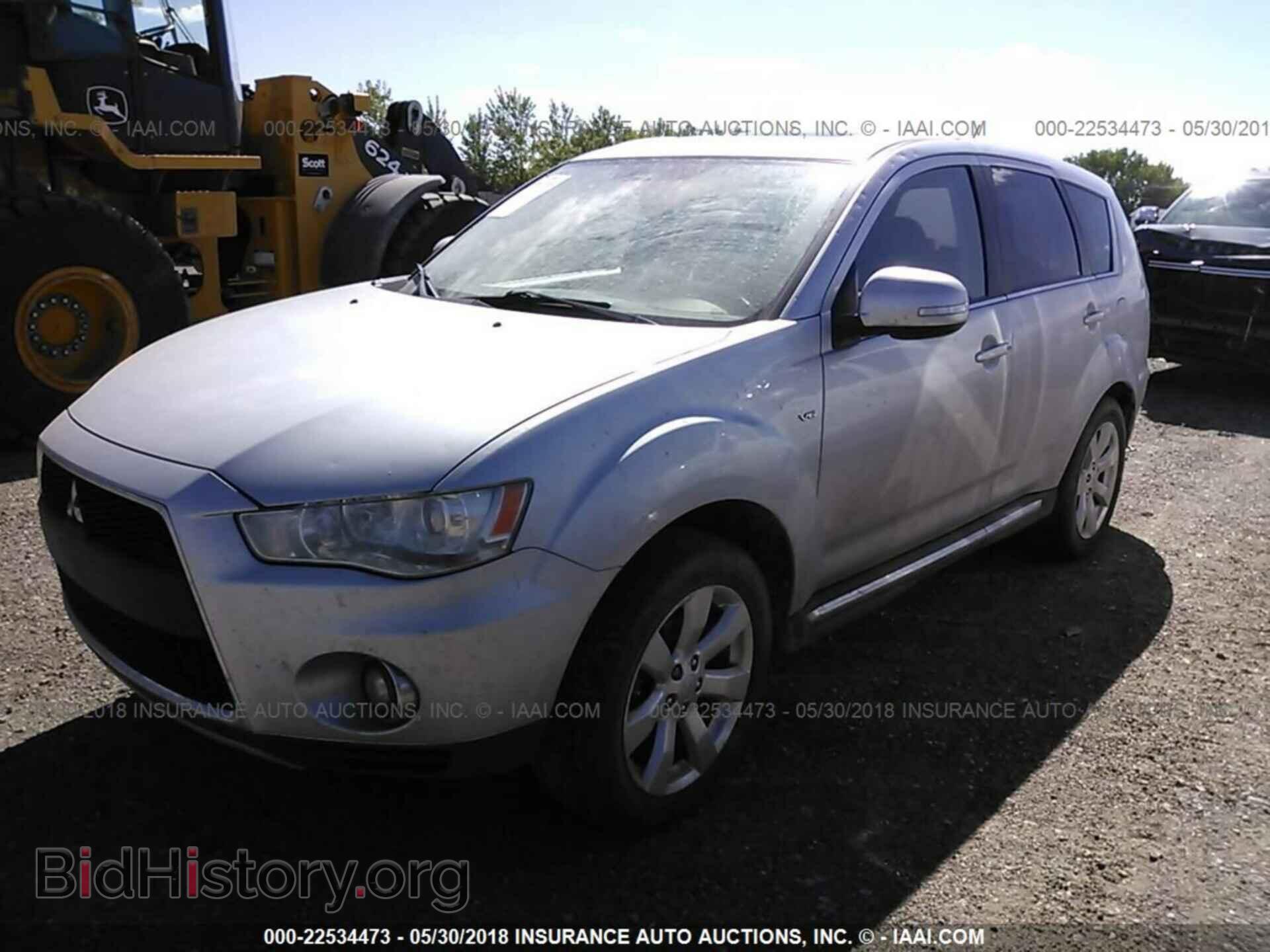2011 Mitsubishi Outlander - VIN: JA4JT5AX8BU036366 - Фото 2