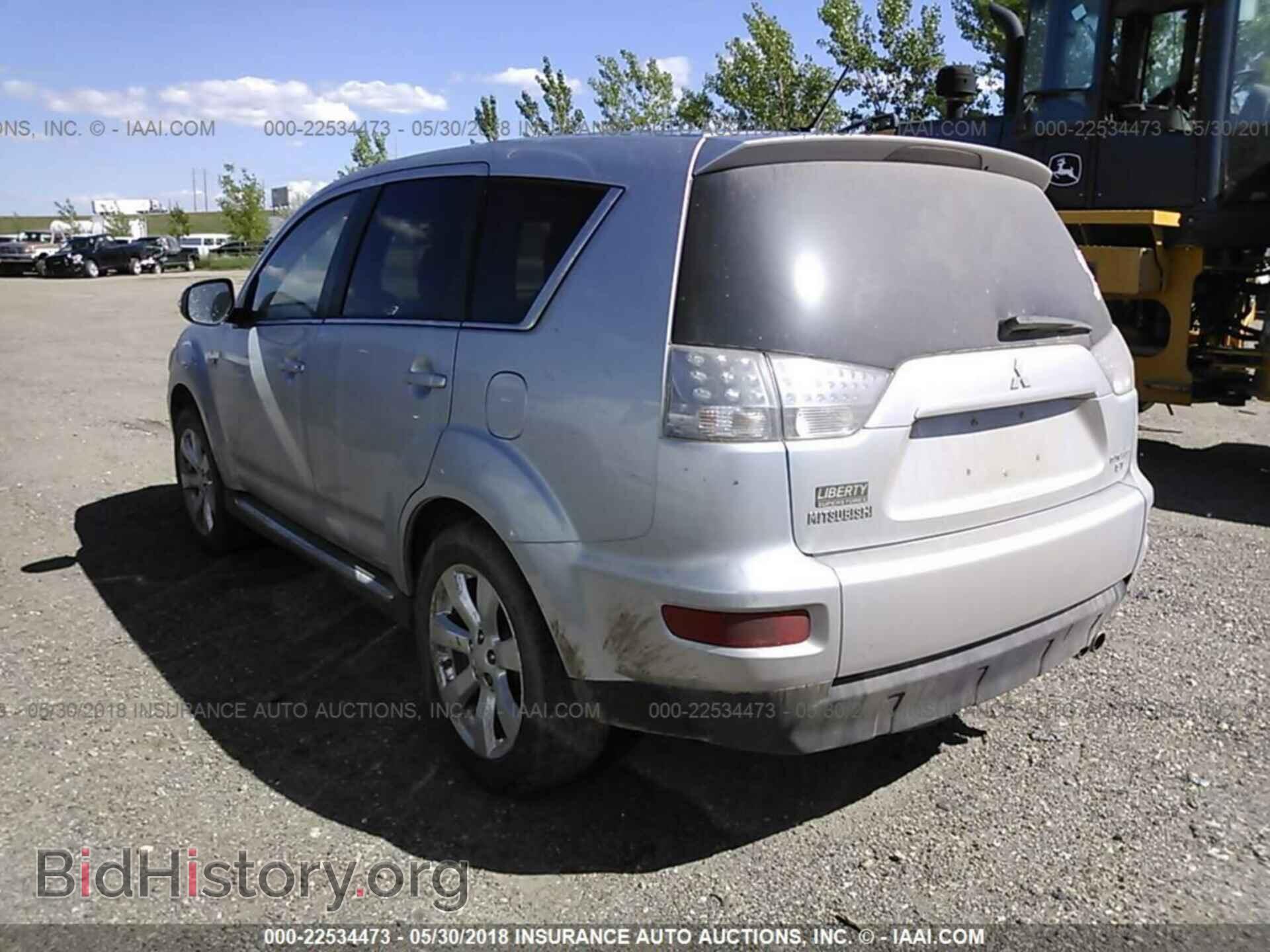 2011 Mitsubishi Outlander - VIN: JA4JT5AX8BU036366 - Фото 3