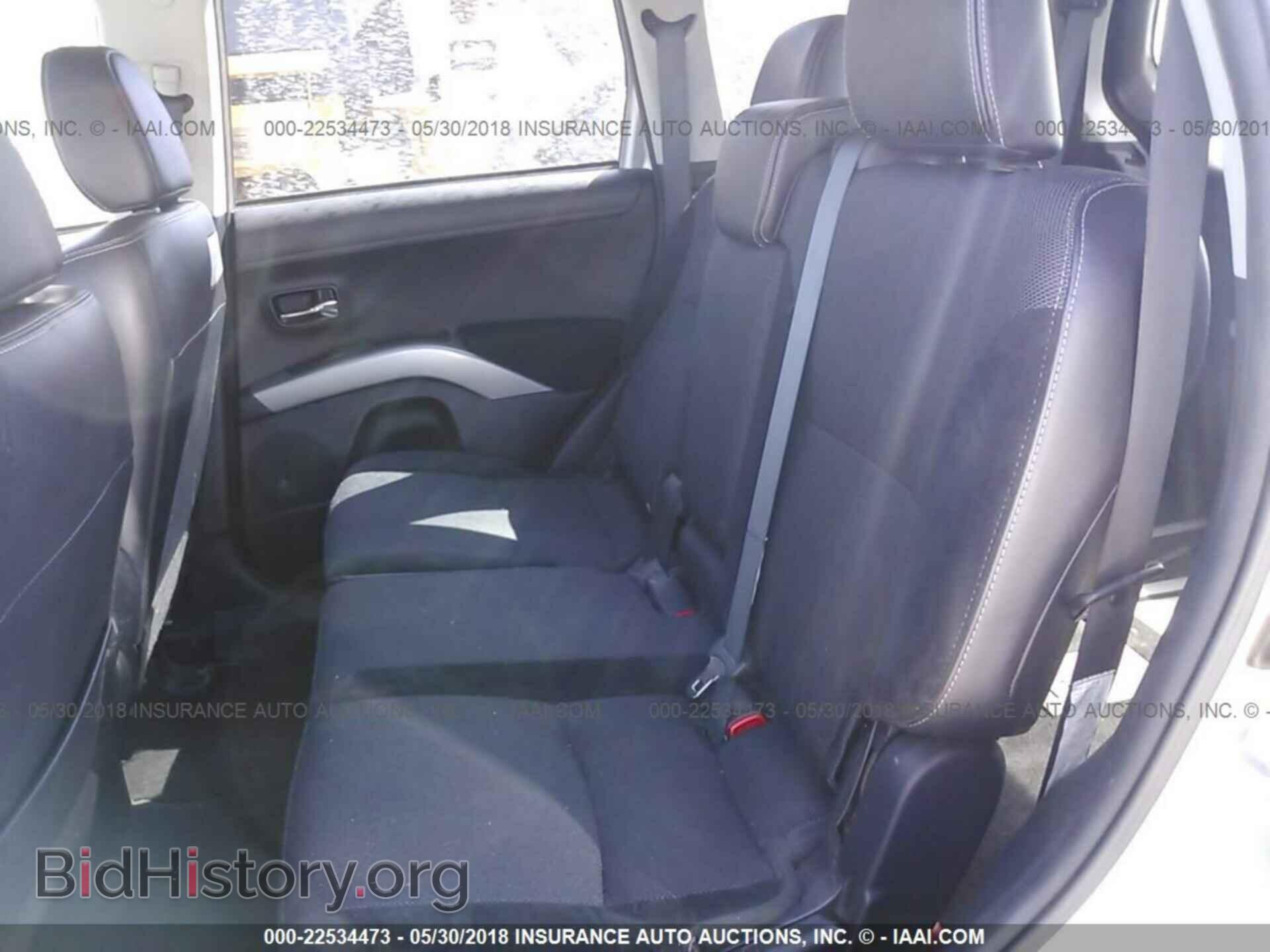 2011 Mitsubishi Outlander - VIN: JA4JT5AX8BU036366 - Фото 8