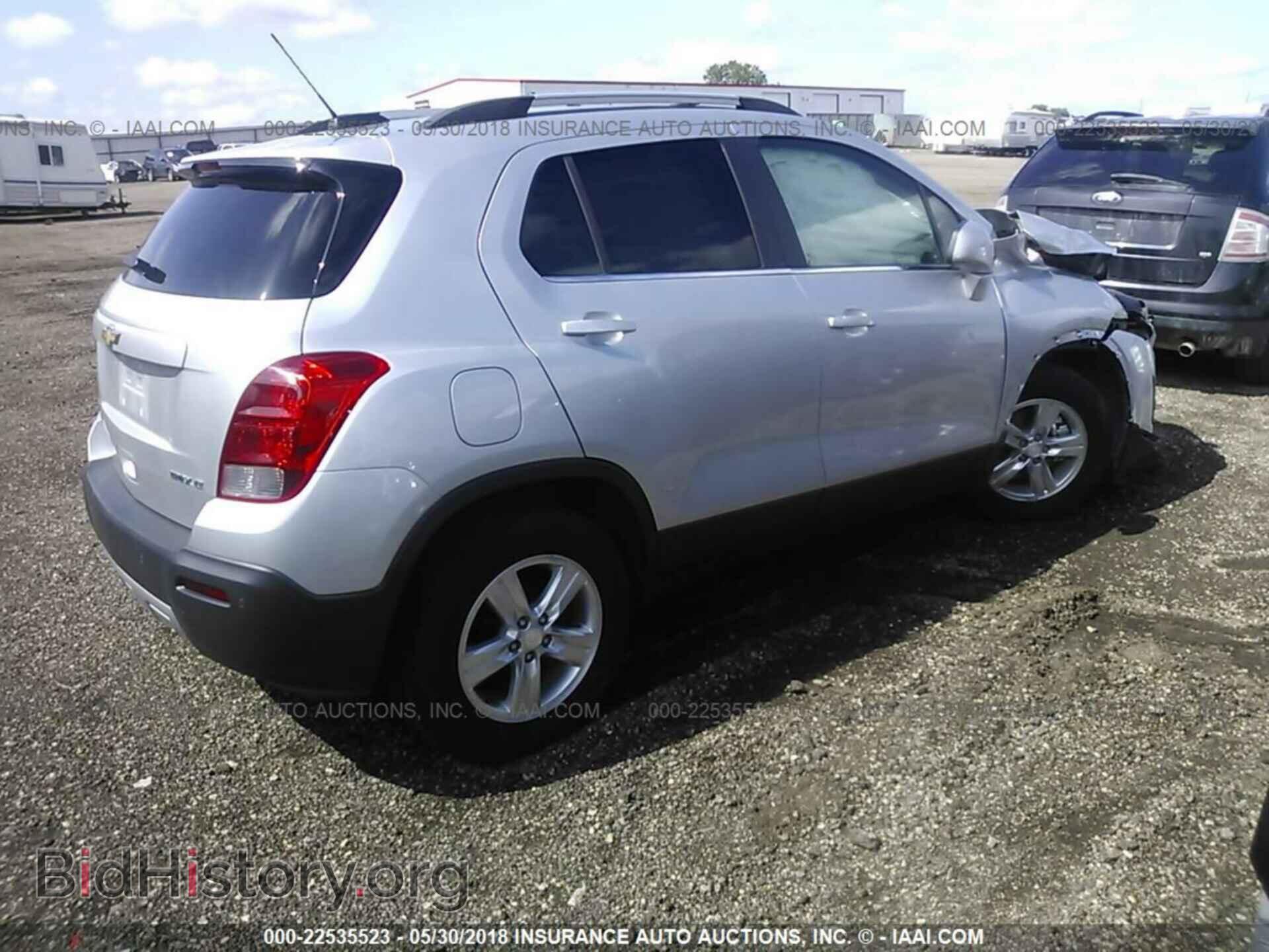 2015 Chevrolet Trax - VIN: 3GNCJLSB4FL228998 - Фото 4
