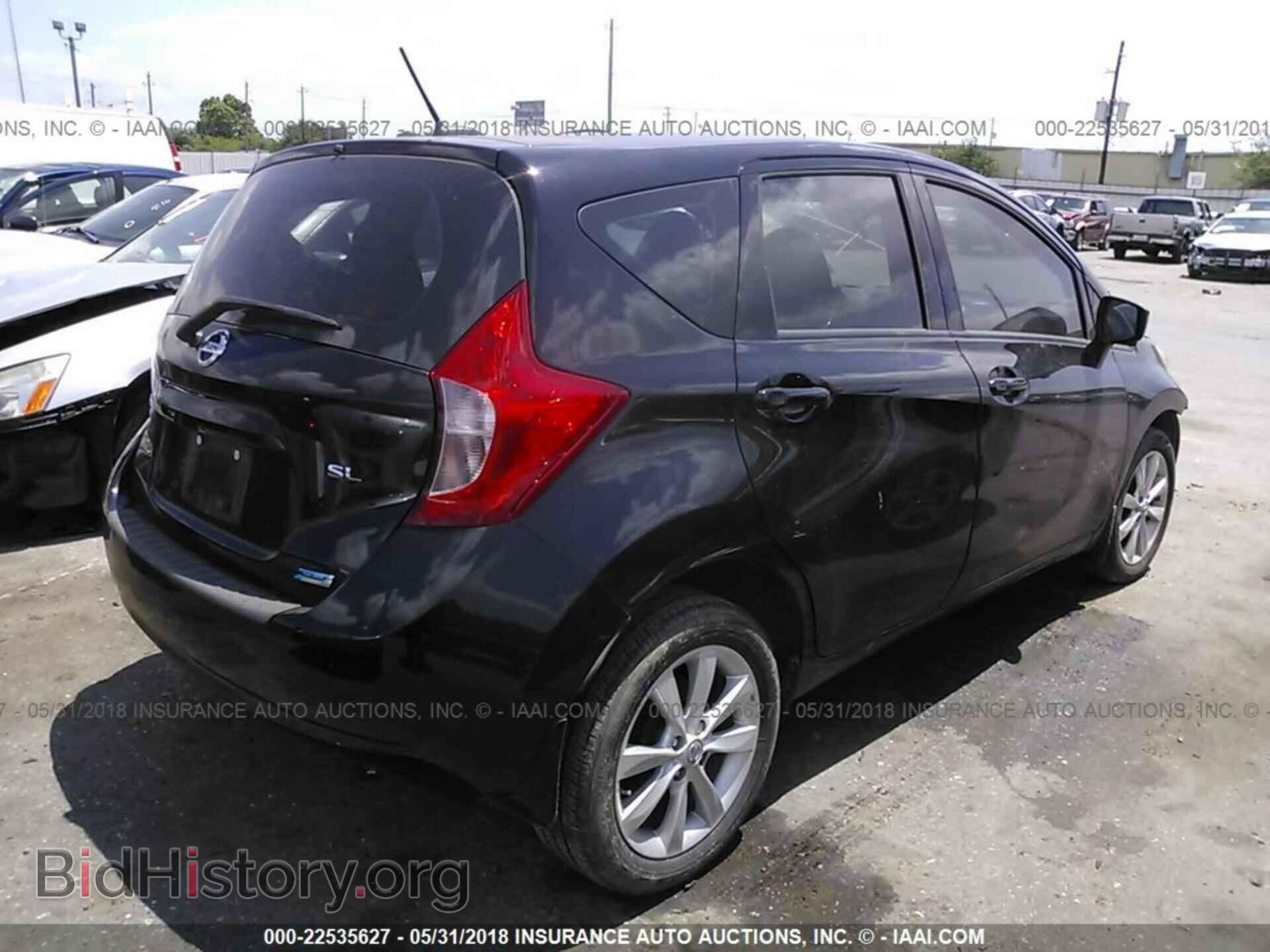 2015 Nissan Versa note - VIN: 3N1CE2CP1FL413014 - Photo 4